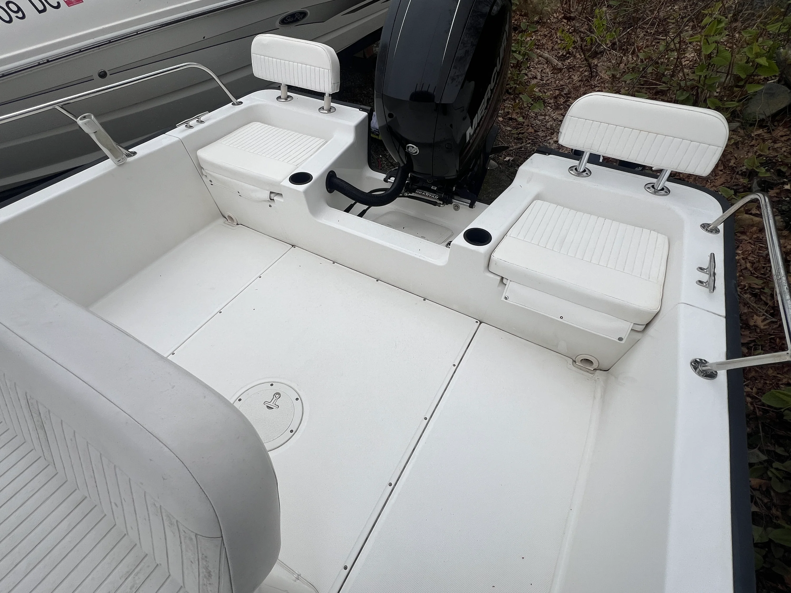 2016 Boston Whaler 210 MONTAUK Image Thumbnail #17