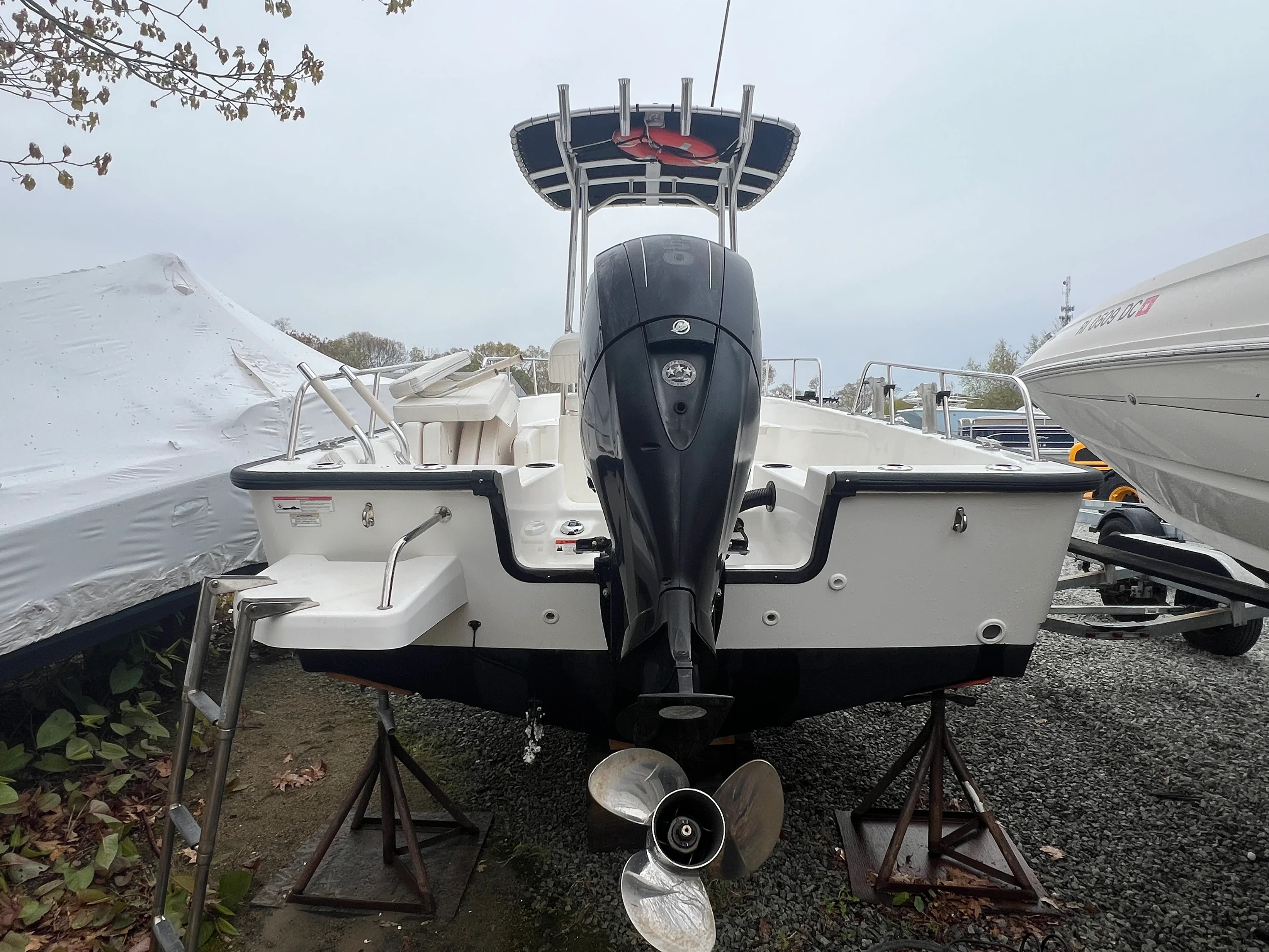 2016 Boston Whaler 210 MONTAUK Image Thumbnail #5