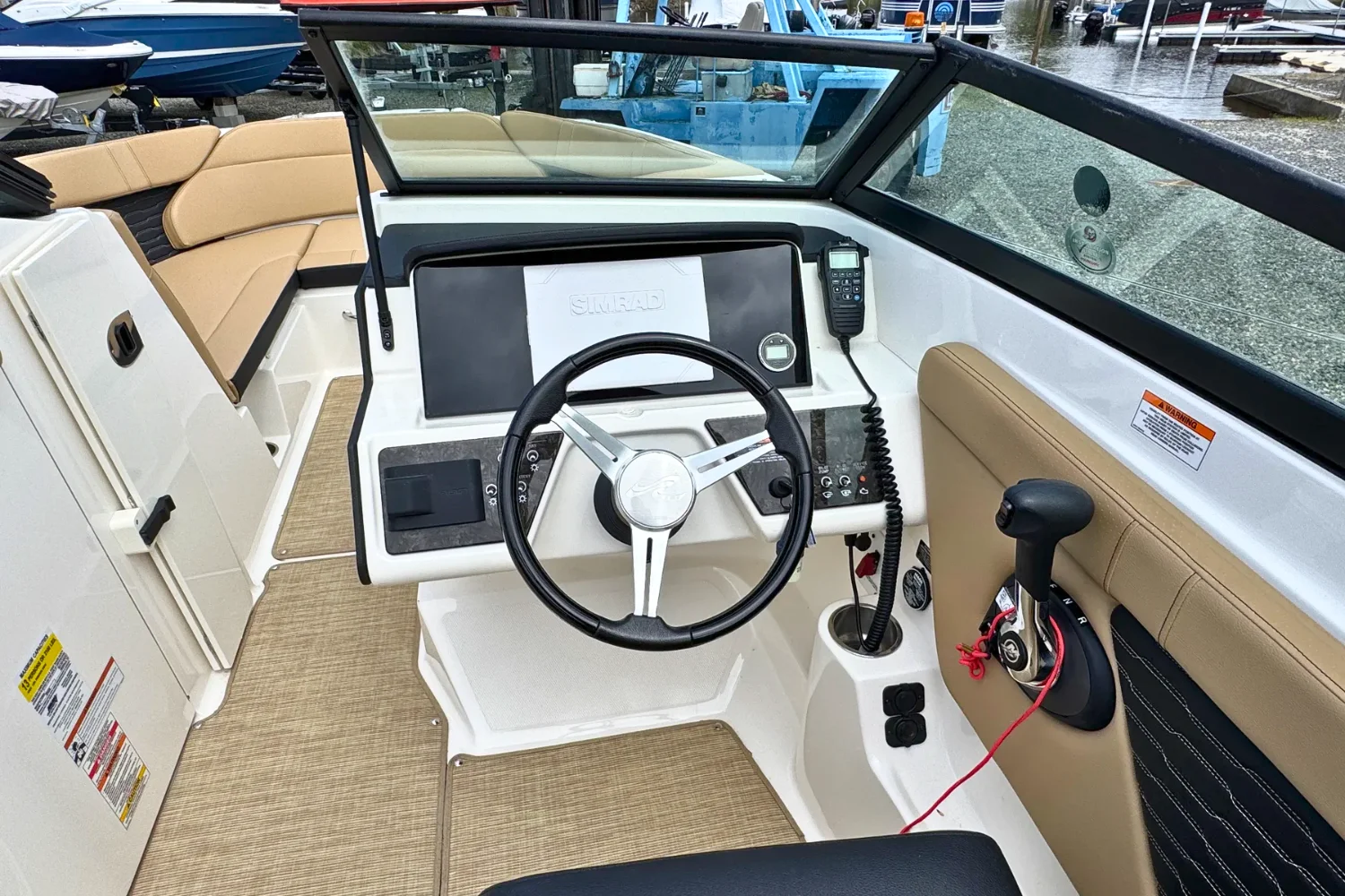 2021 Sea Ray 230SPX Image Thumbnail #19
