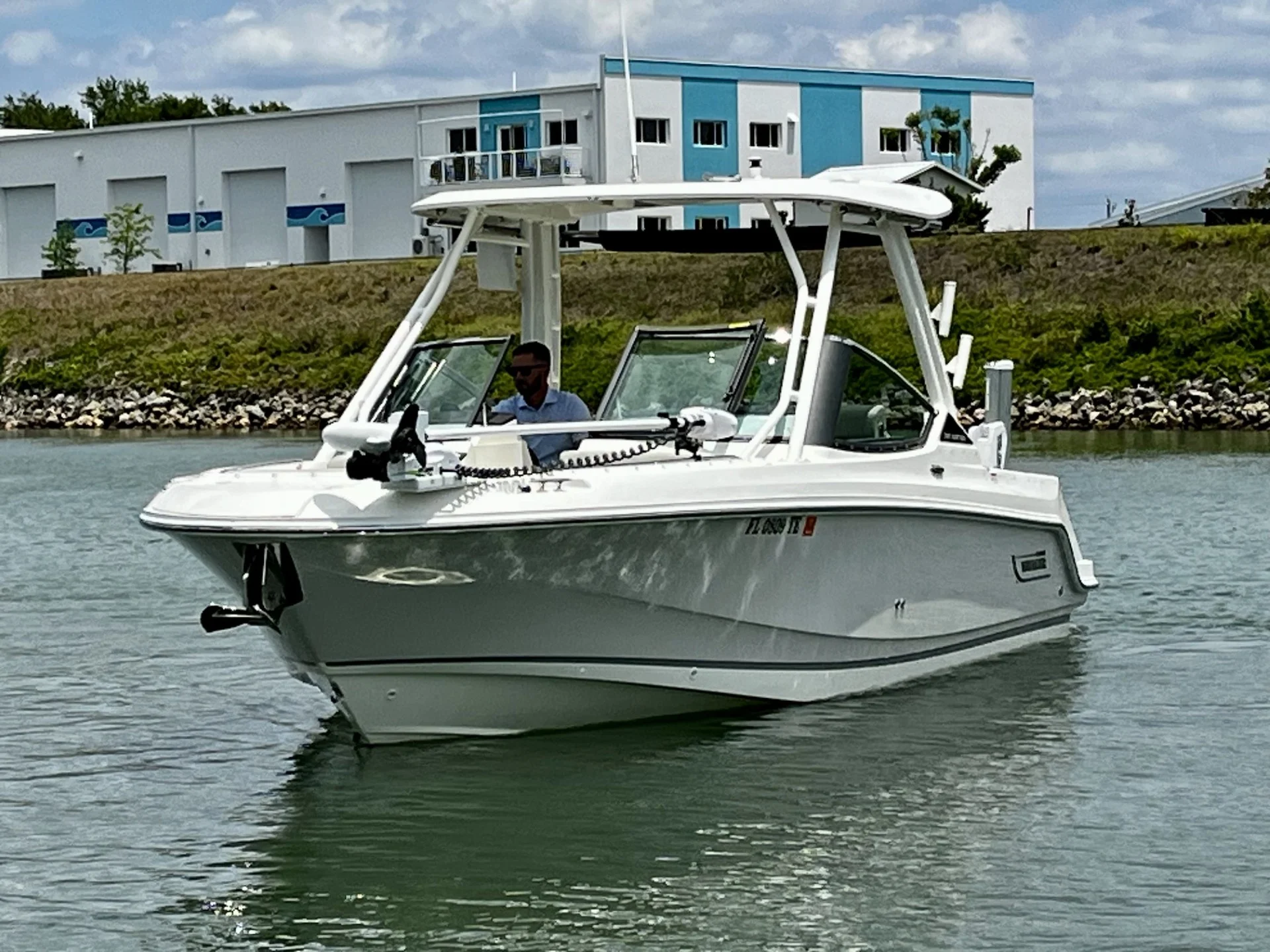 2022 Boston Whaler 240 VANTAGE MarineMax Venice