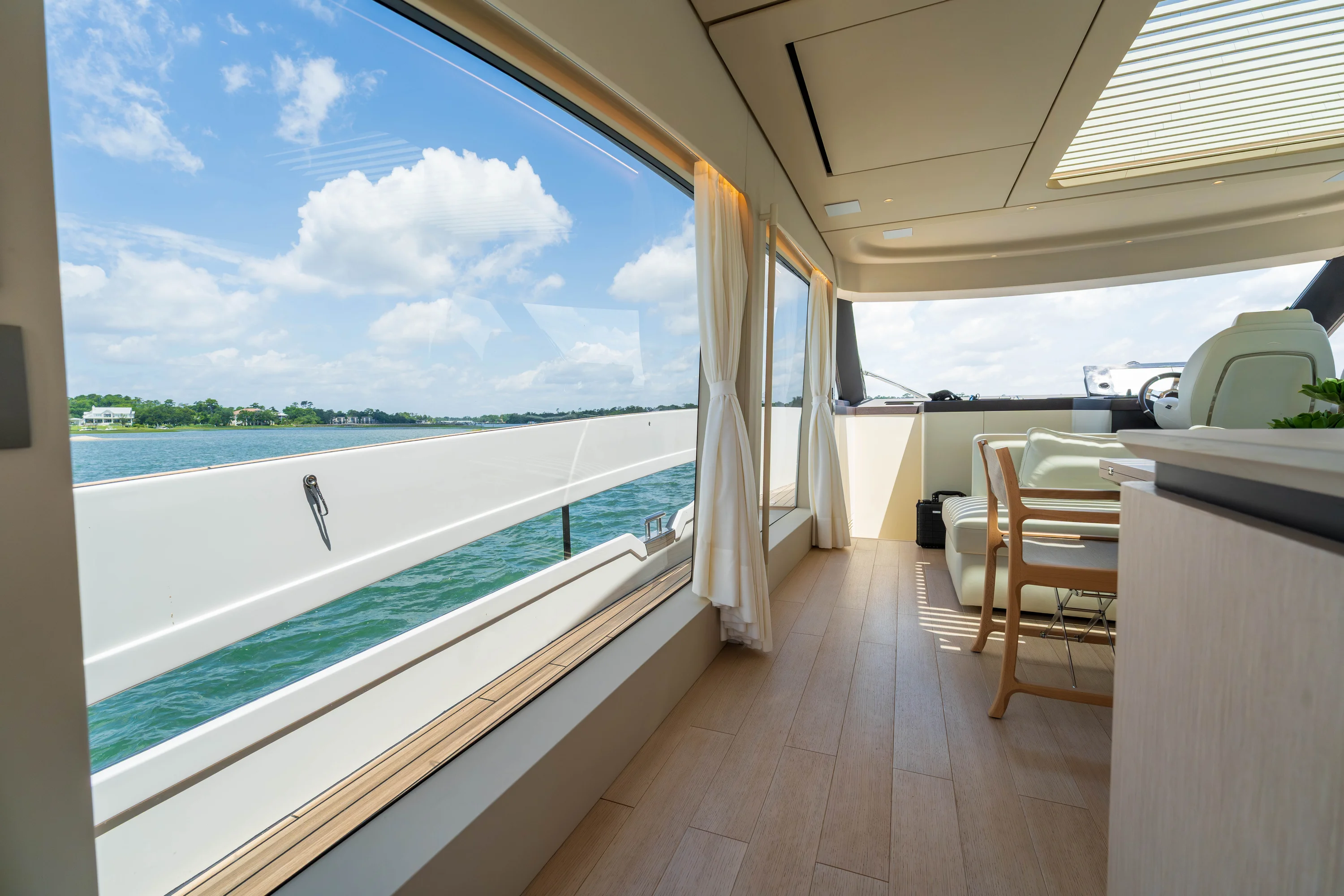 2025 Azimut Seadeck 6 Image Thumbnail #30