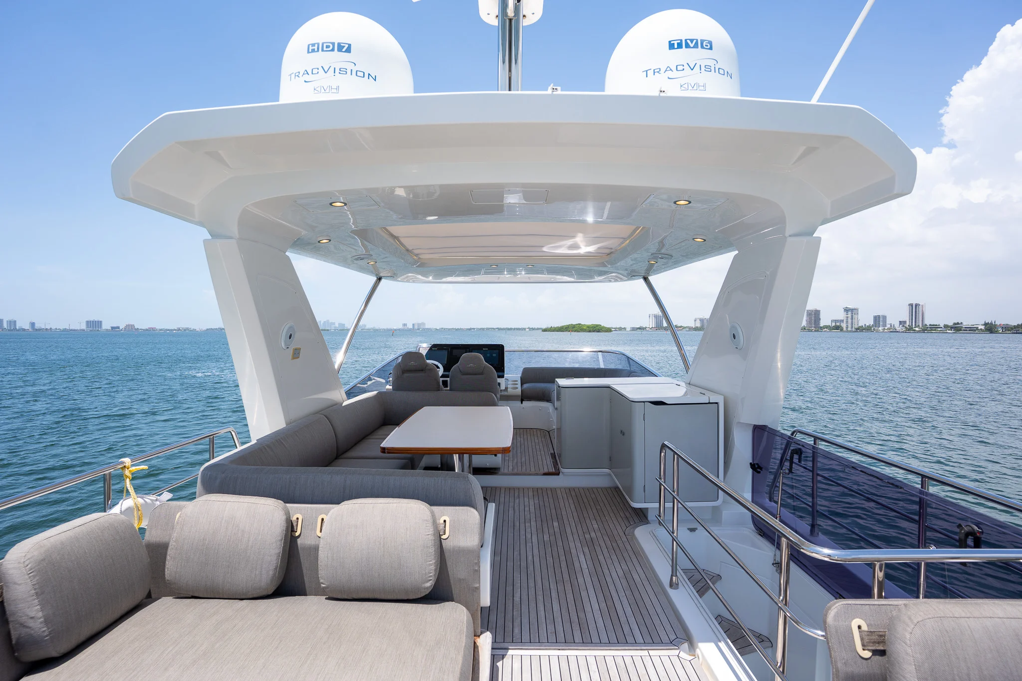 2018 Azimut 60 Flybridge Image Thumbnail #19