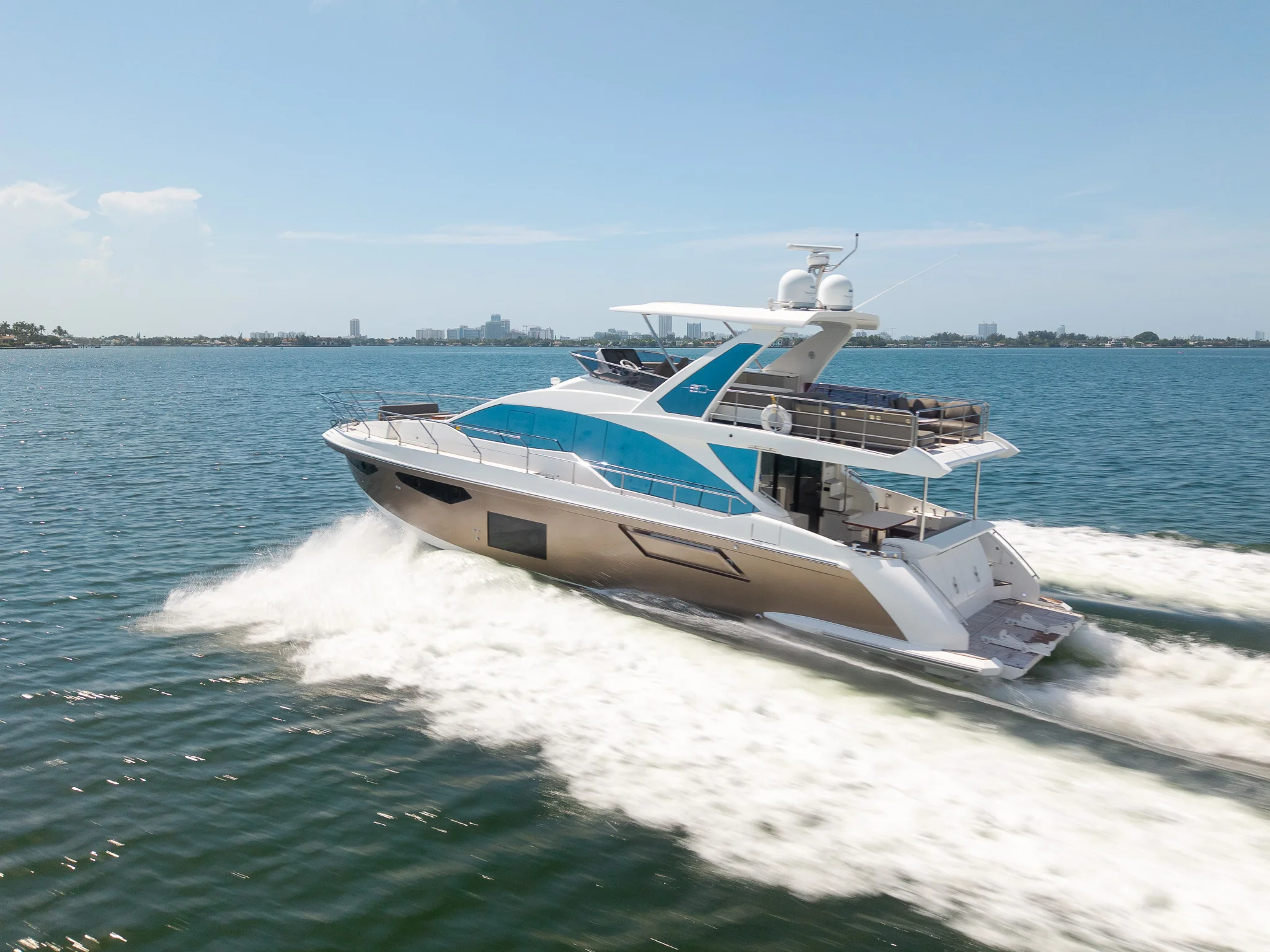 2018 Azimut 60 Flybridge Image Thumbnail #16