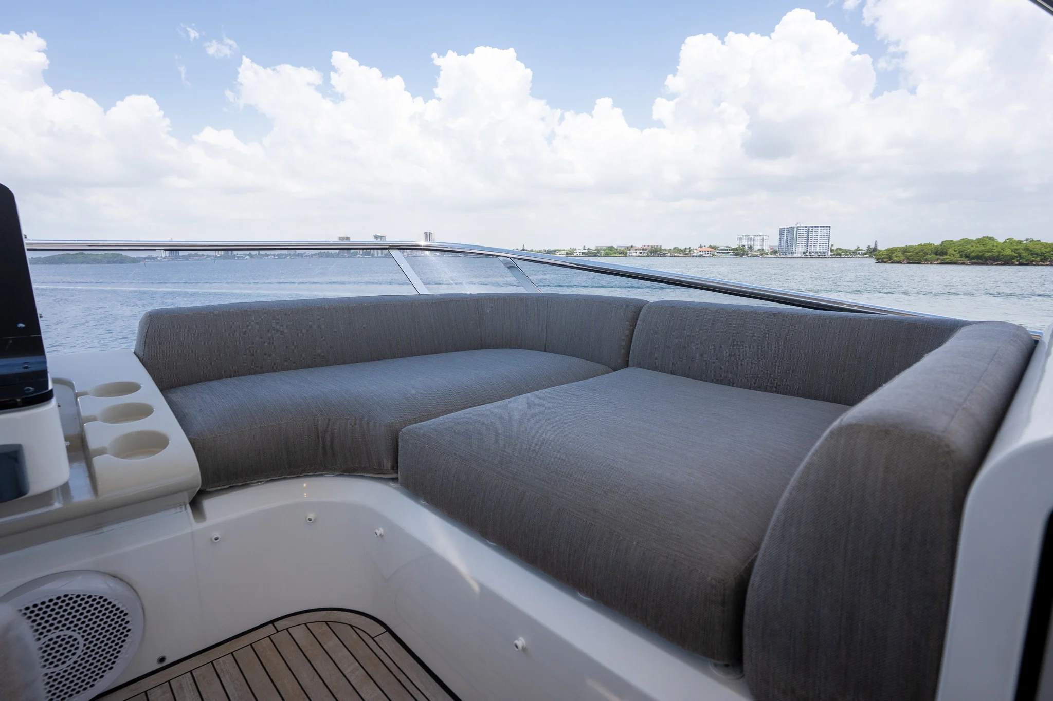 2018 Azimut 60 Flybridge Image Thumbnail #26