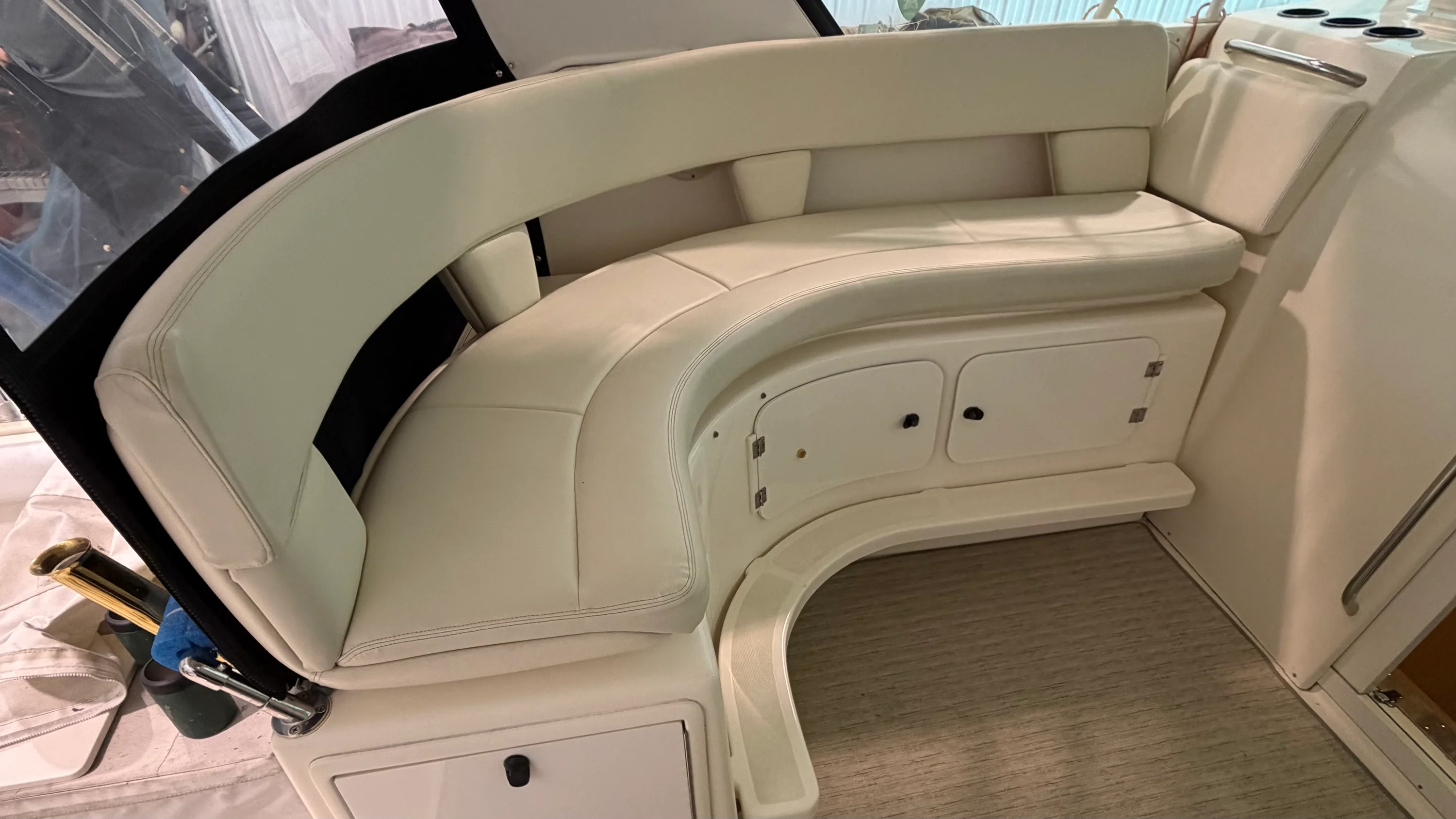 1999 Tiara Yachts 4300 OPEN Image Thumbnail #21