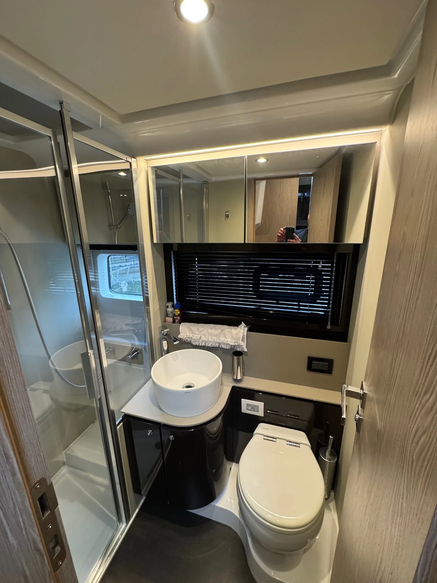 2019 Azimut 51 ATLANTIS Image Thumbnail #10