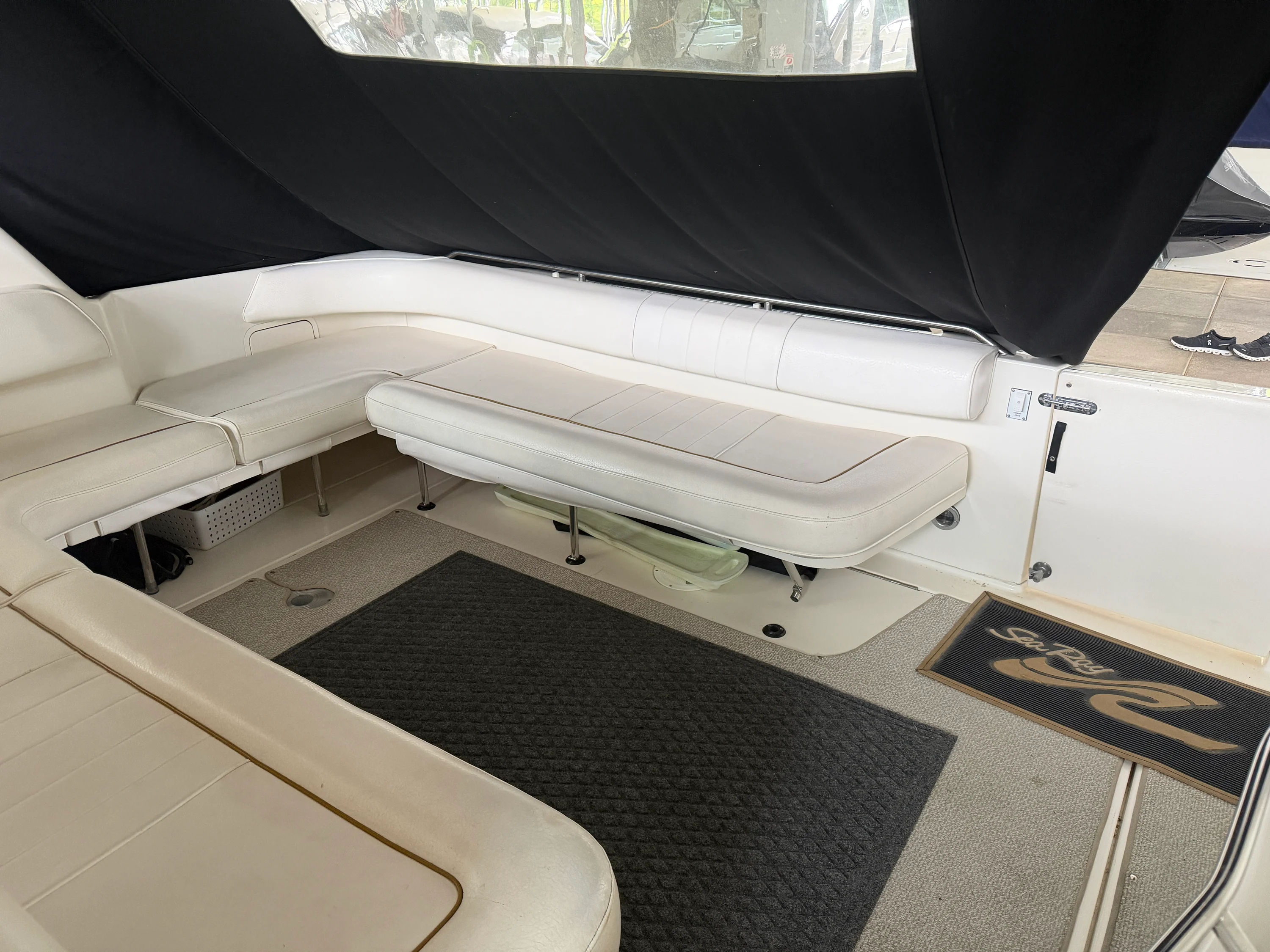 1999 Sea Ray 40 SUNDANCER Image Thumbnail #11
