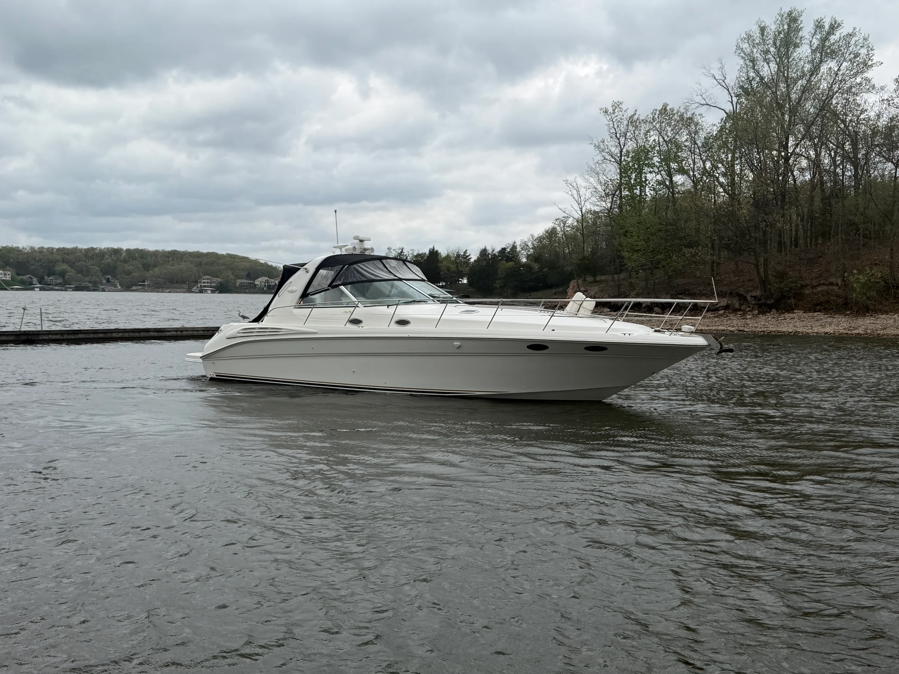 1999 Sea Ray 40 SUNDANCER Image Thumbnail #3