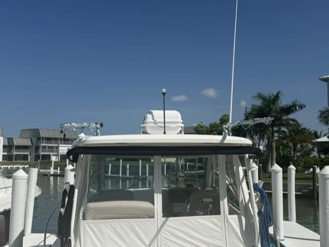2016 Boston Whaler 315 CONQUEST Image Thumbnail #8