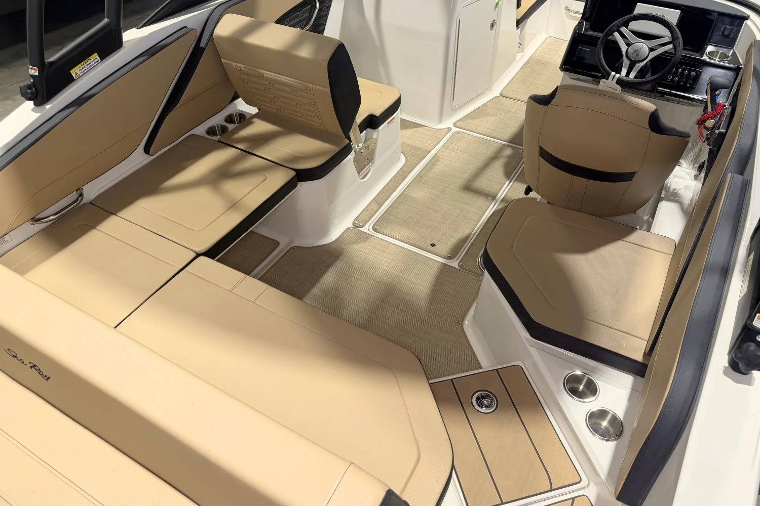 2026 Sea Ray SPX 210 Outboard Image Thumbnail #11