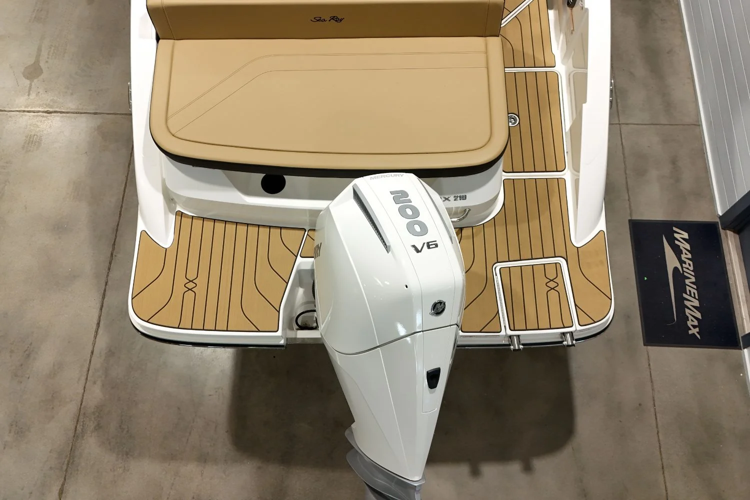 2026 Sea Ray SPX 210 Outboard Image Thumbnail #6