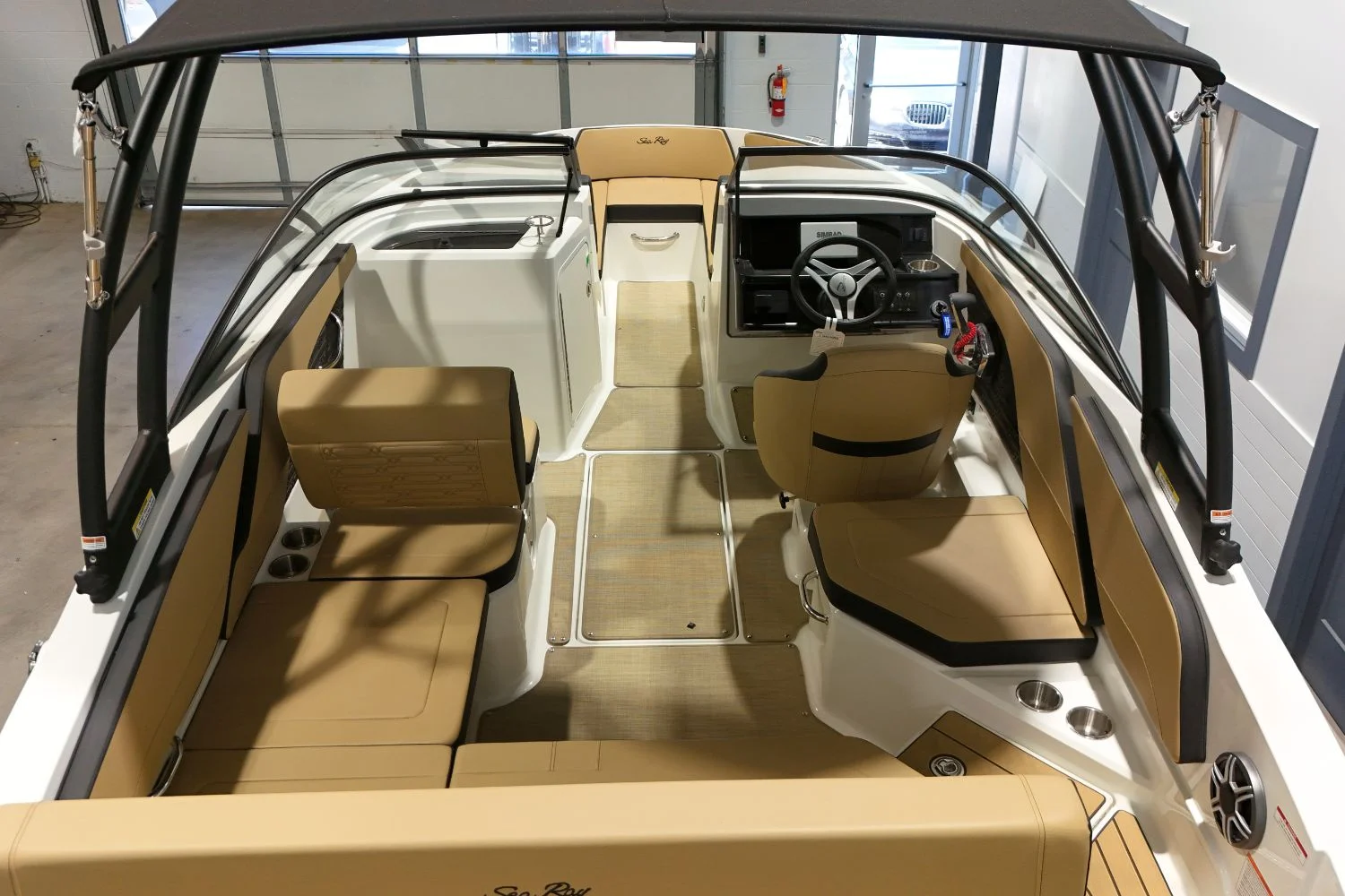 2026 Sea Ray SPX 210 Outboard Image Thumbnail #10