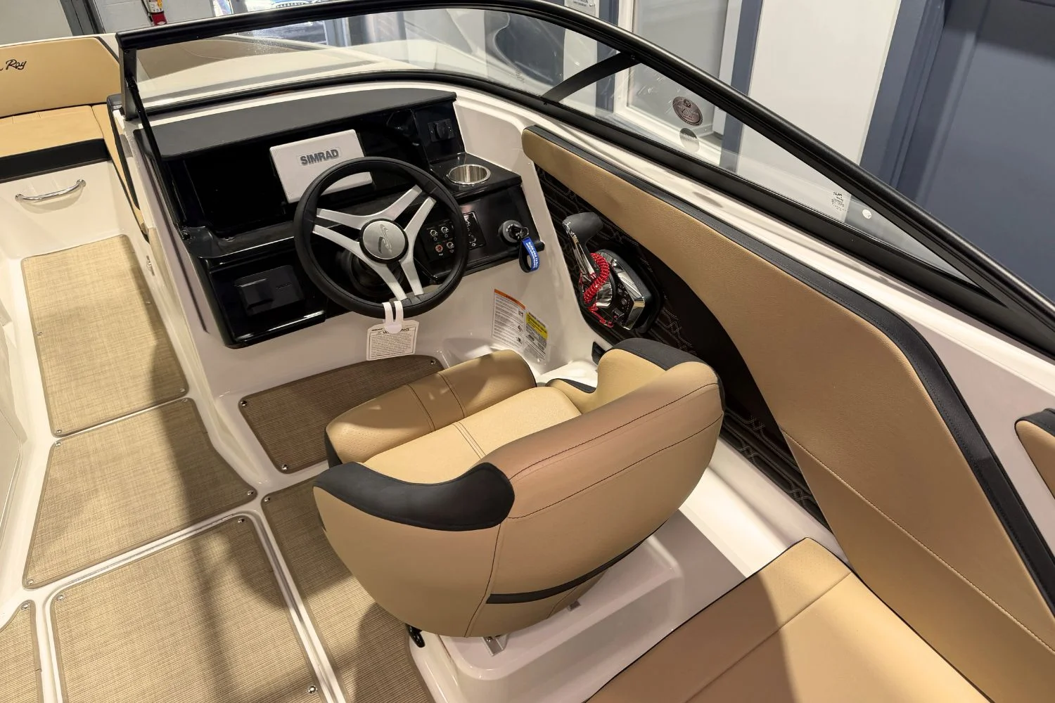 2026 Sea Ray SPX 210 Outboard Image Thumbnail #14