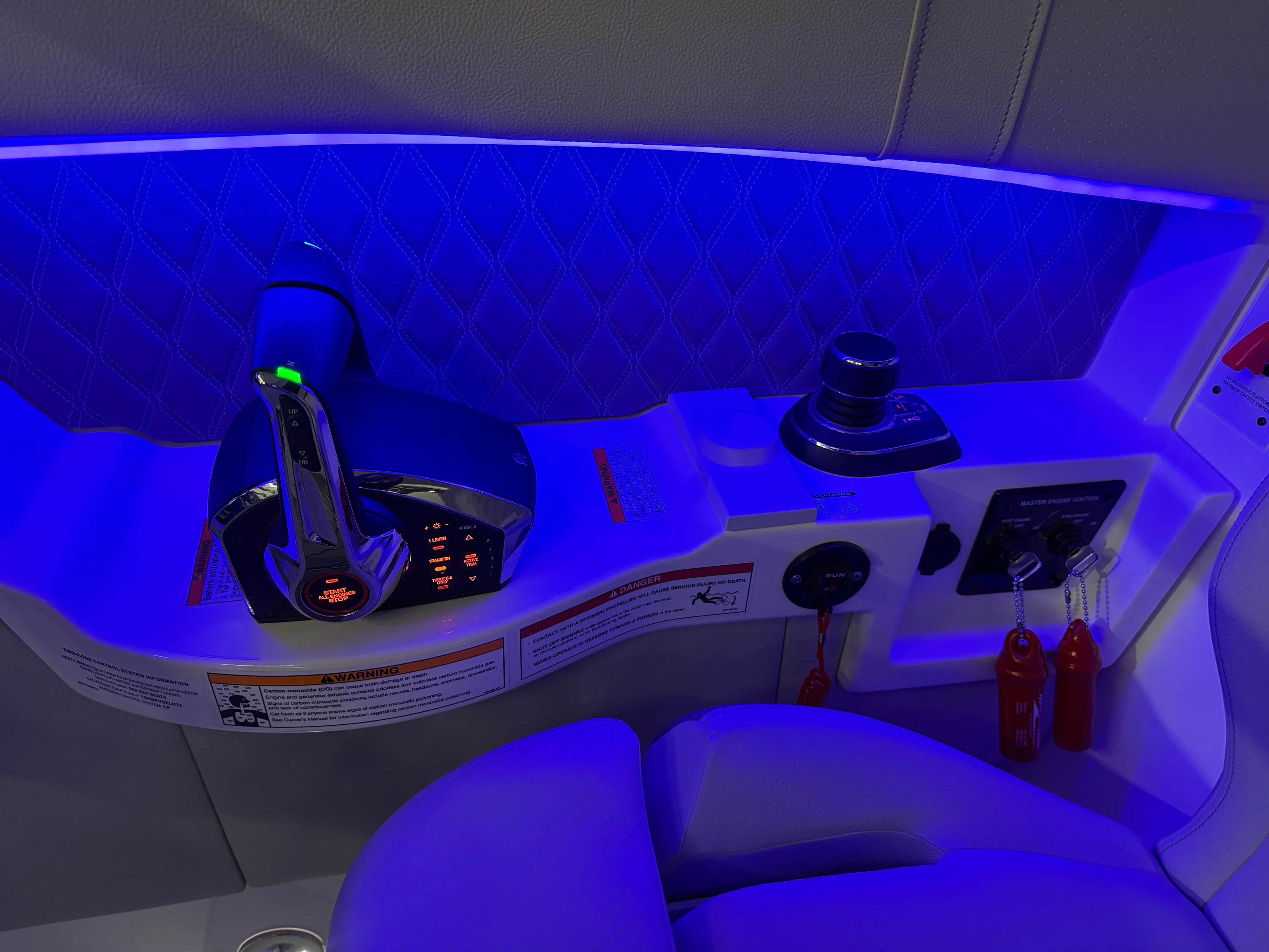 2026 Sea Ray 350 SLX Image Thumbnail #25