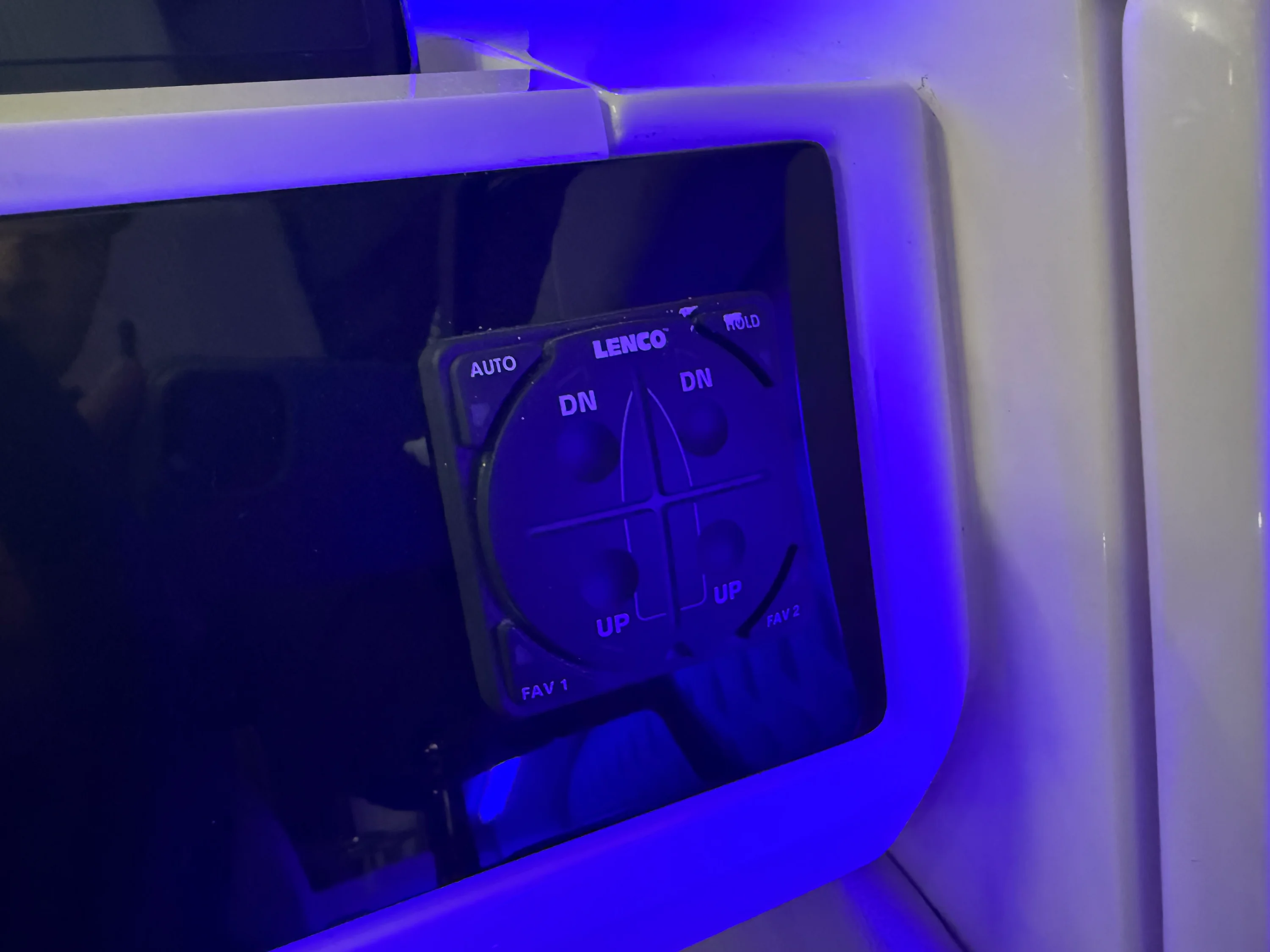 2026 Sea Ray 350 SLX Image Thumbnail #21