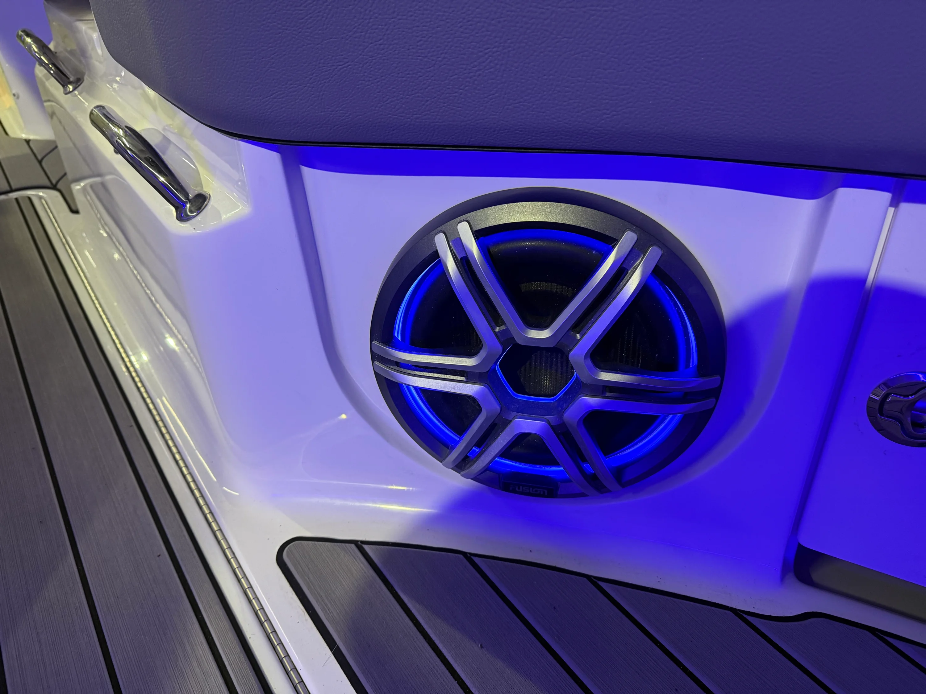 2026 Sea Ray 350 SLX Image Thumbnail #49