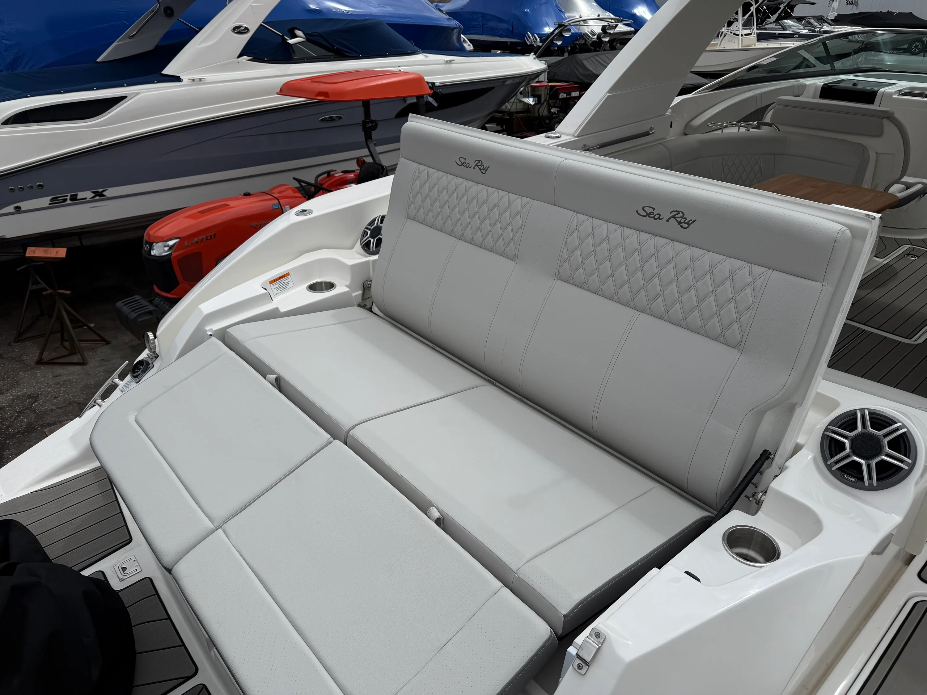 2026 Sea Ray 350 SLX Image Thumbnail #36