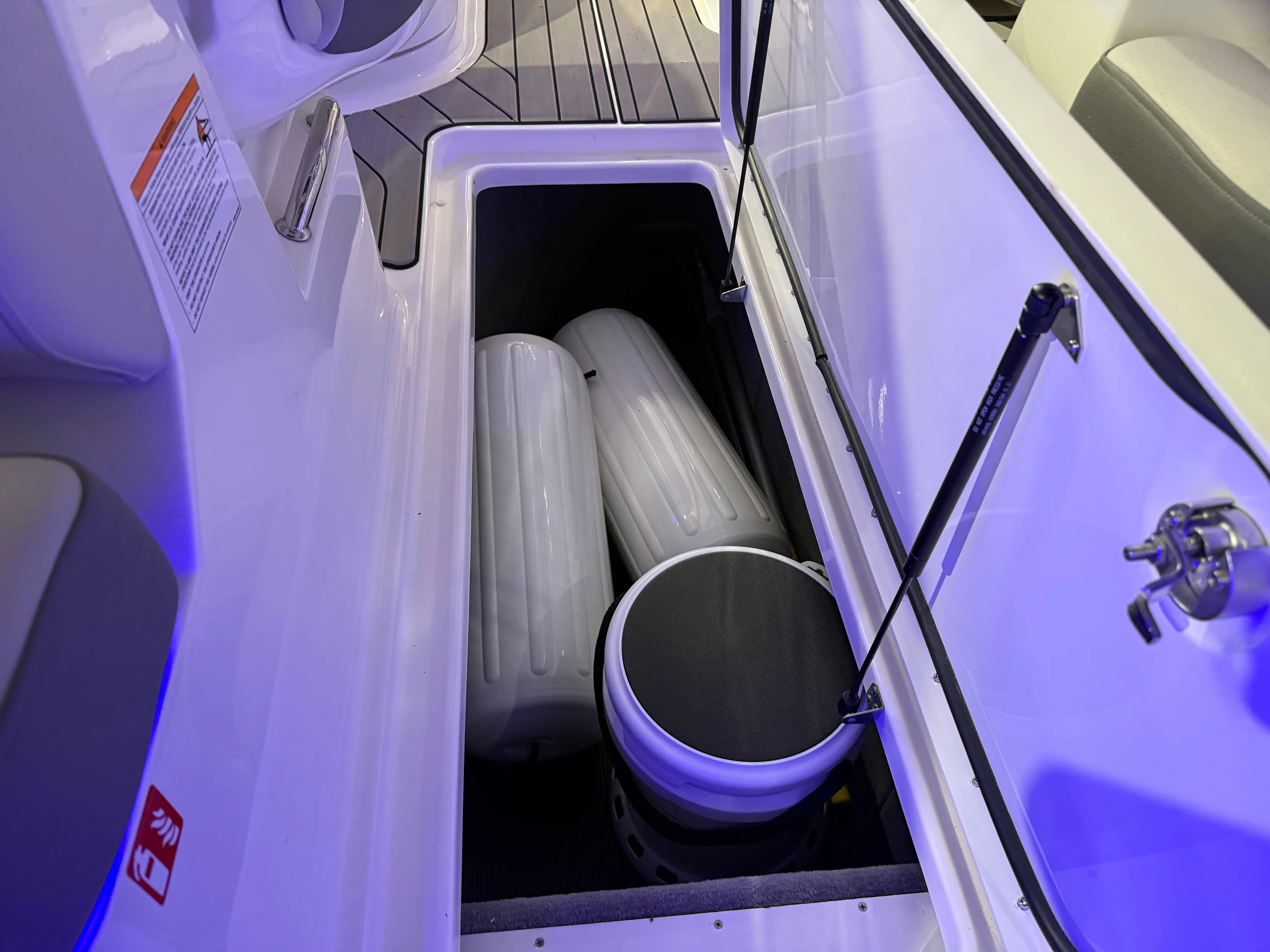 2026 Sea Ray 350 SLX Image Thumbnail #26