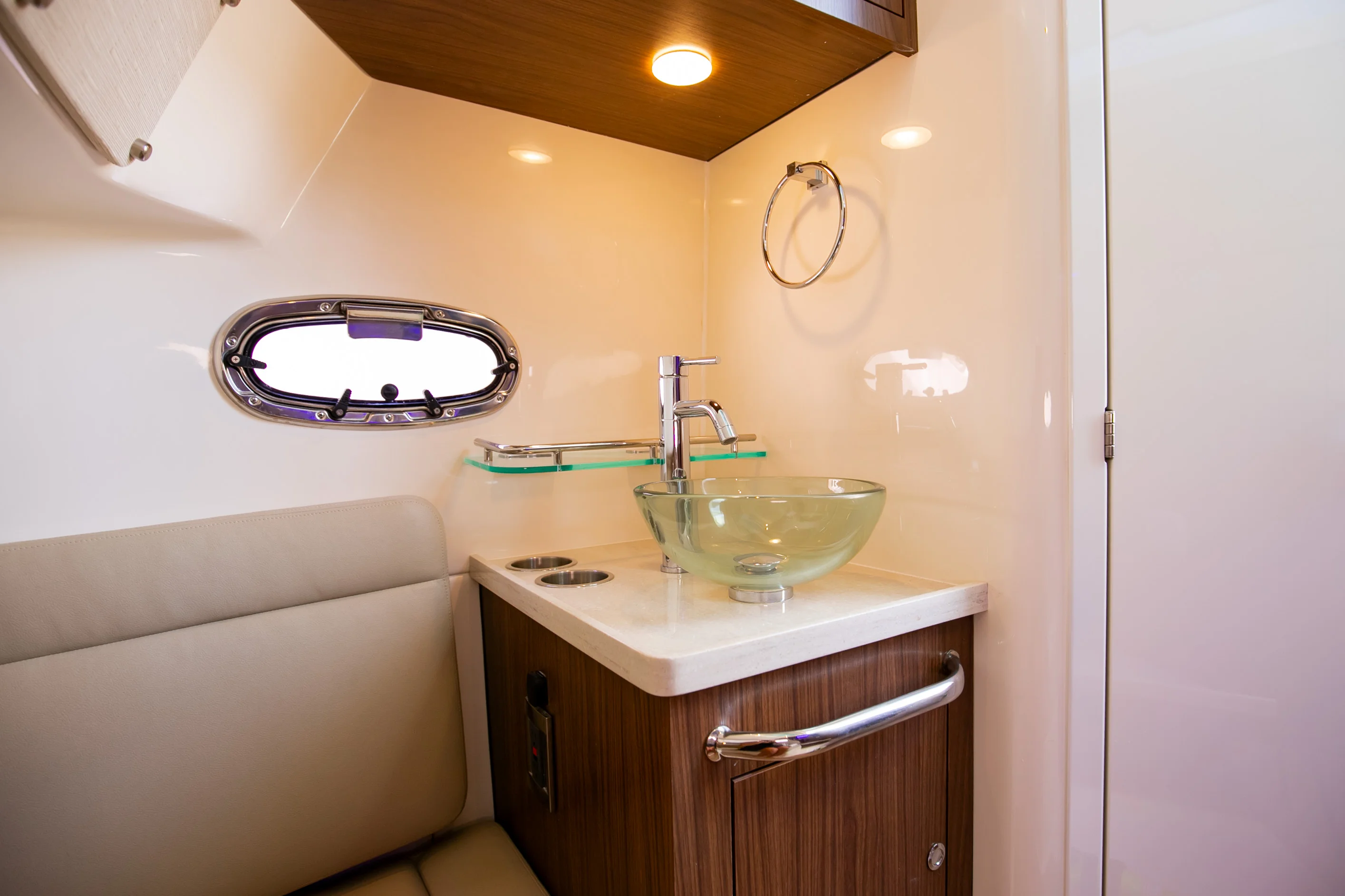 2024 Boston Whaler 380 OUTRAGE Image Thumbnail #82