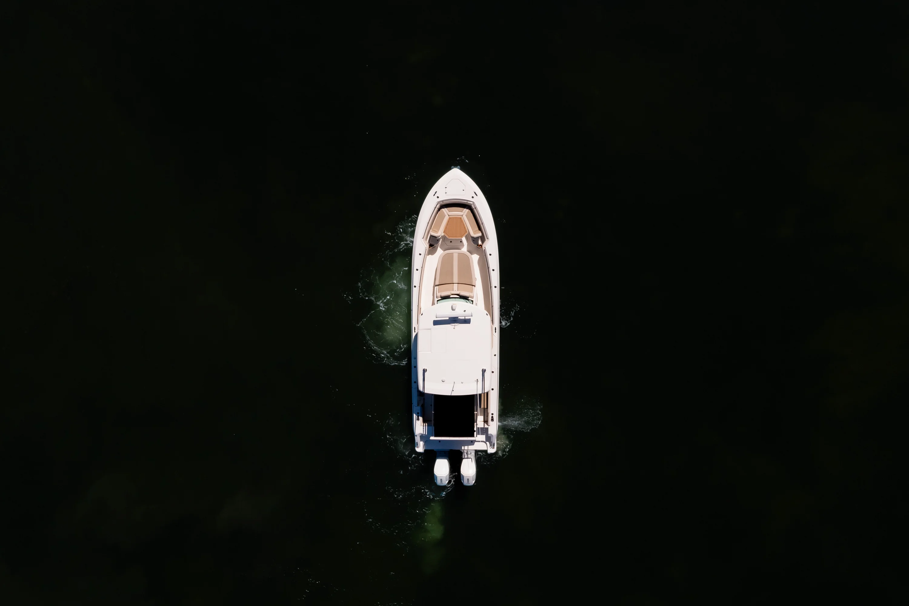 2024 Boston Whaler 380 OUTRAGE Image Thumbnail #12