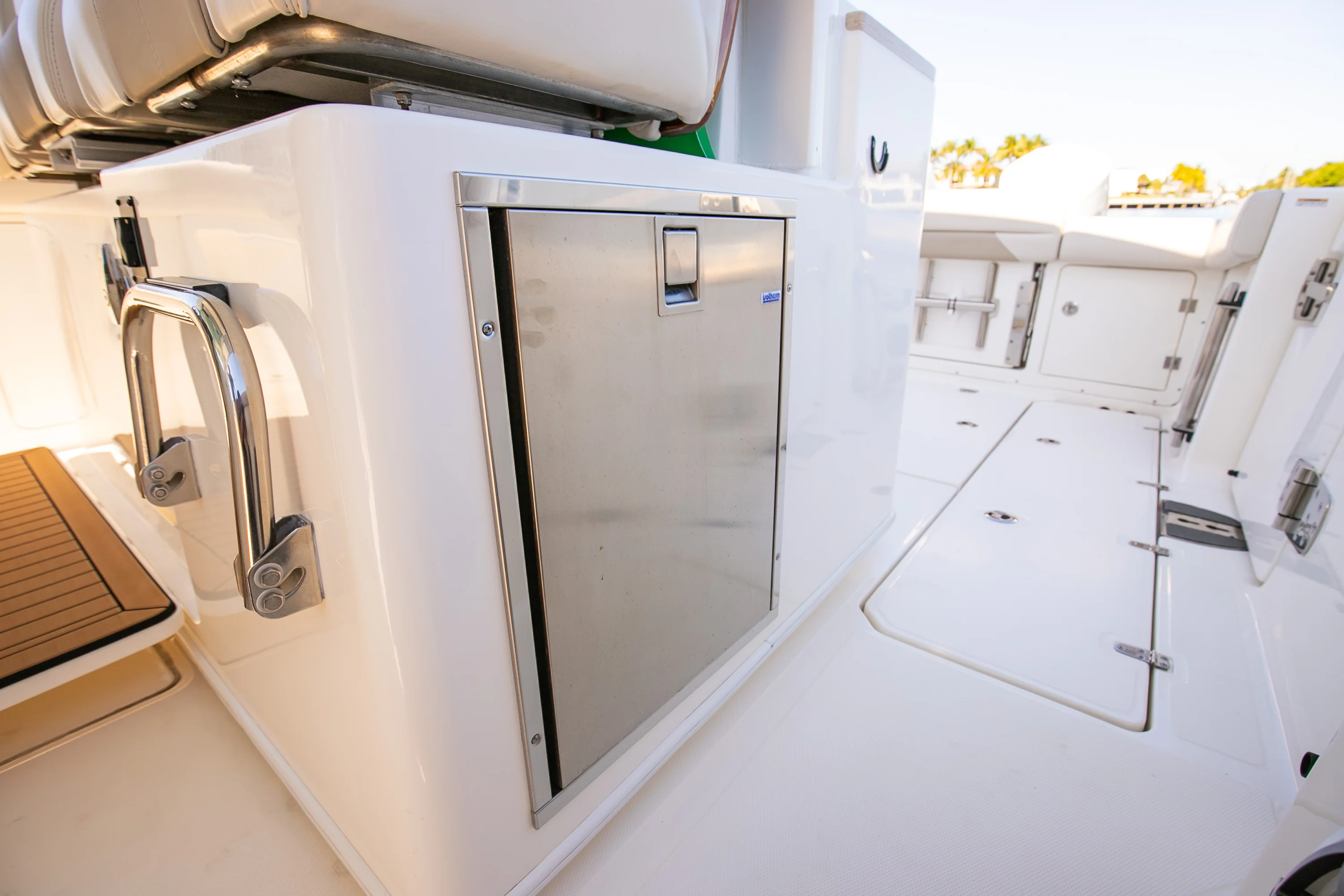 2024 Boston Whaler 380 OUTRAGE Image Thumbnail #43