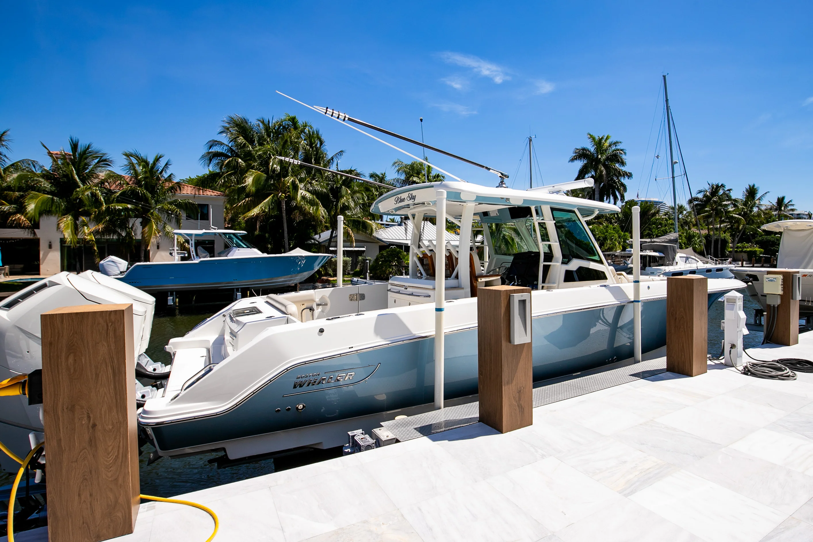 2024 Boston Whaler 380 OUTRAGE Image Thumbnail #16