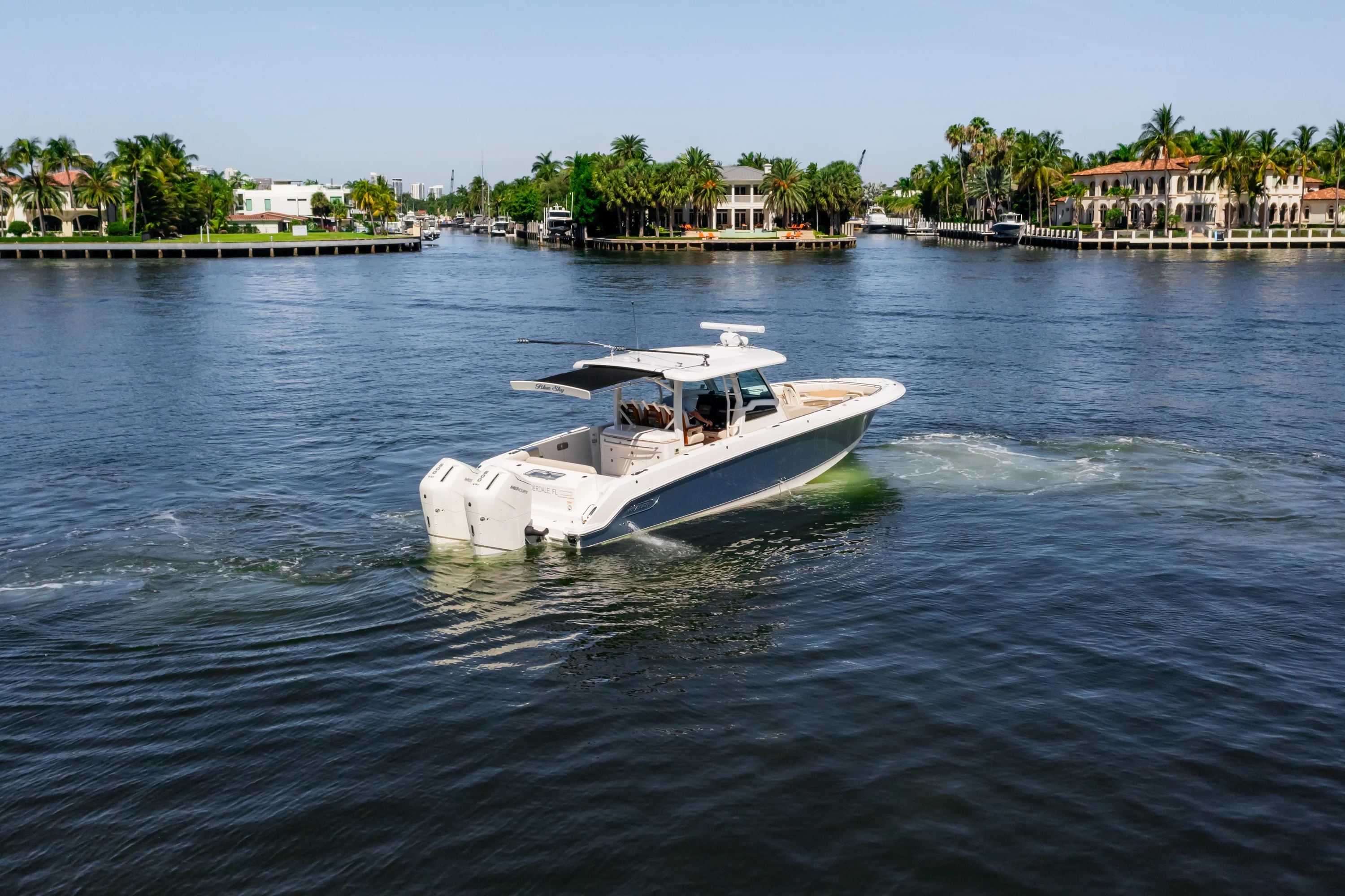 2024 Boston Whaler 380 OUTRAGE Image Thumbnail #6