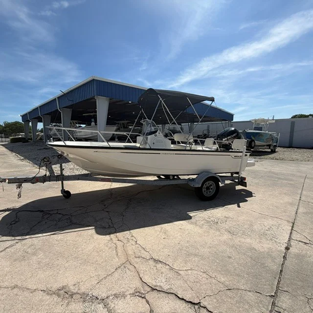 2018 Boston Whaler 170 MONTAUK Image Thumbnail #3