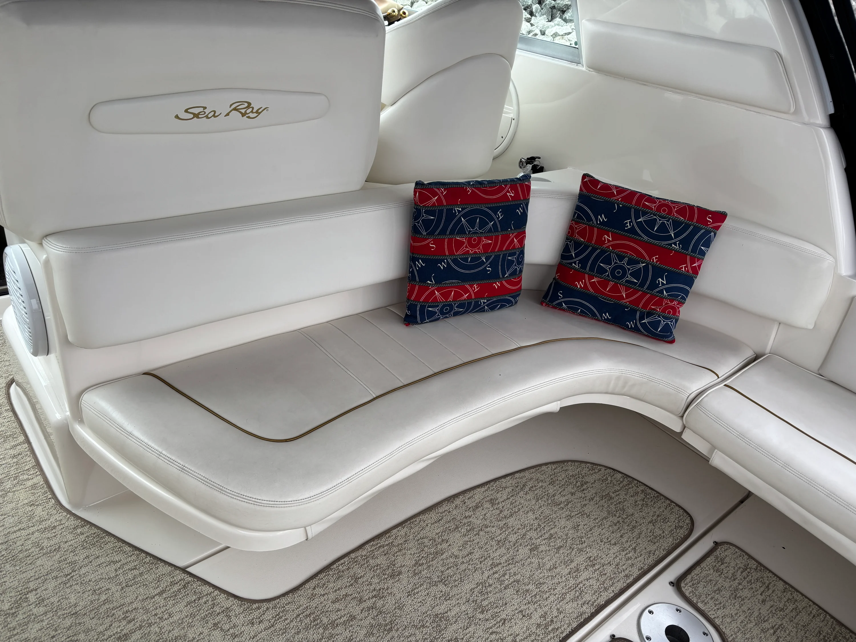 2001 Sea Ray 310 SUNDANCER Image Thumbnail #4