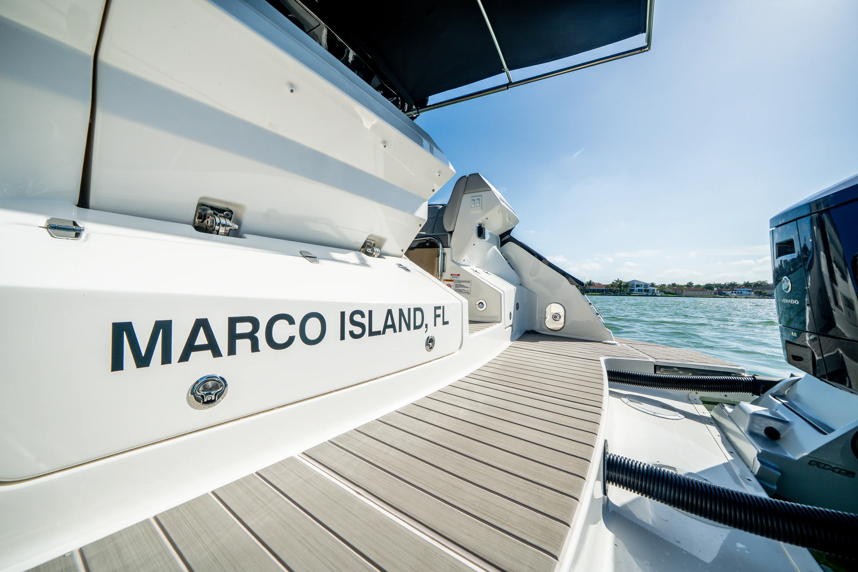 2025 Sea Ray 370 DA OB Image Thumbnail #6