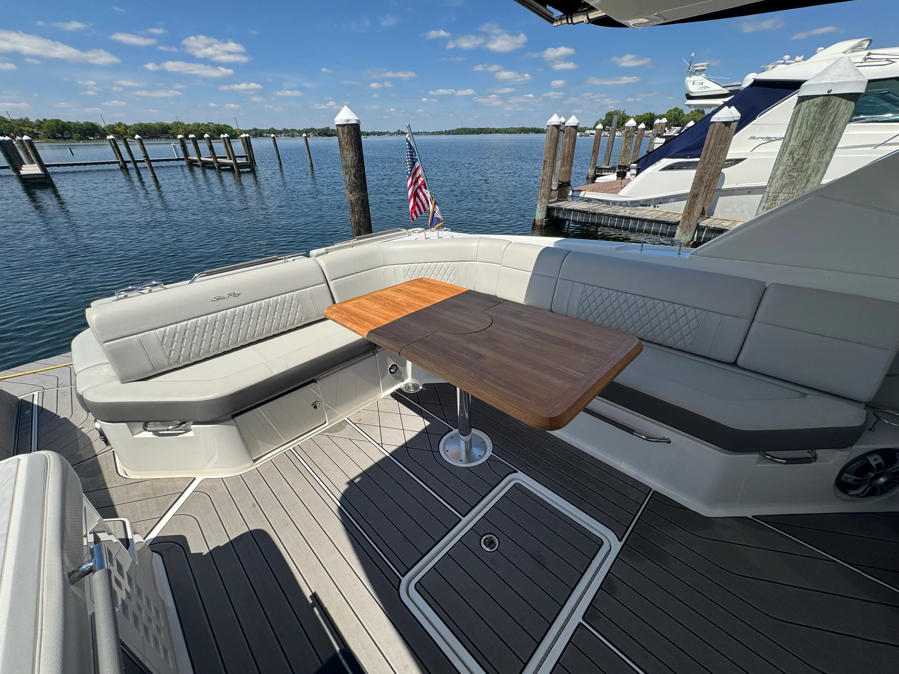 2023 Sea Ray 400 SLX Image Thumbnail #33