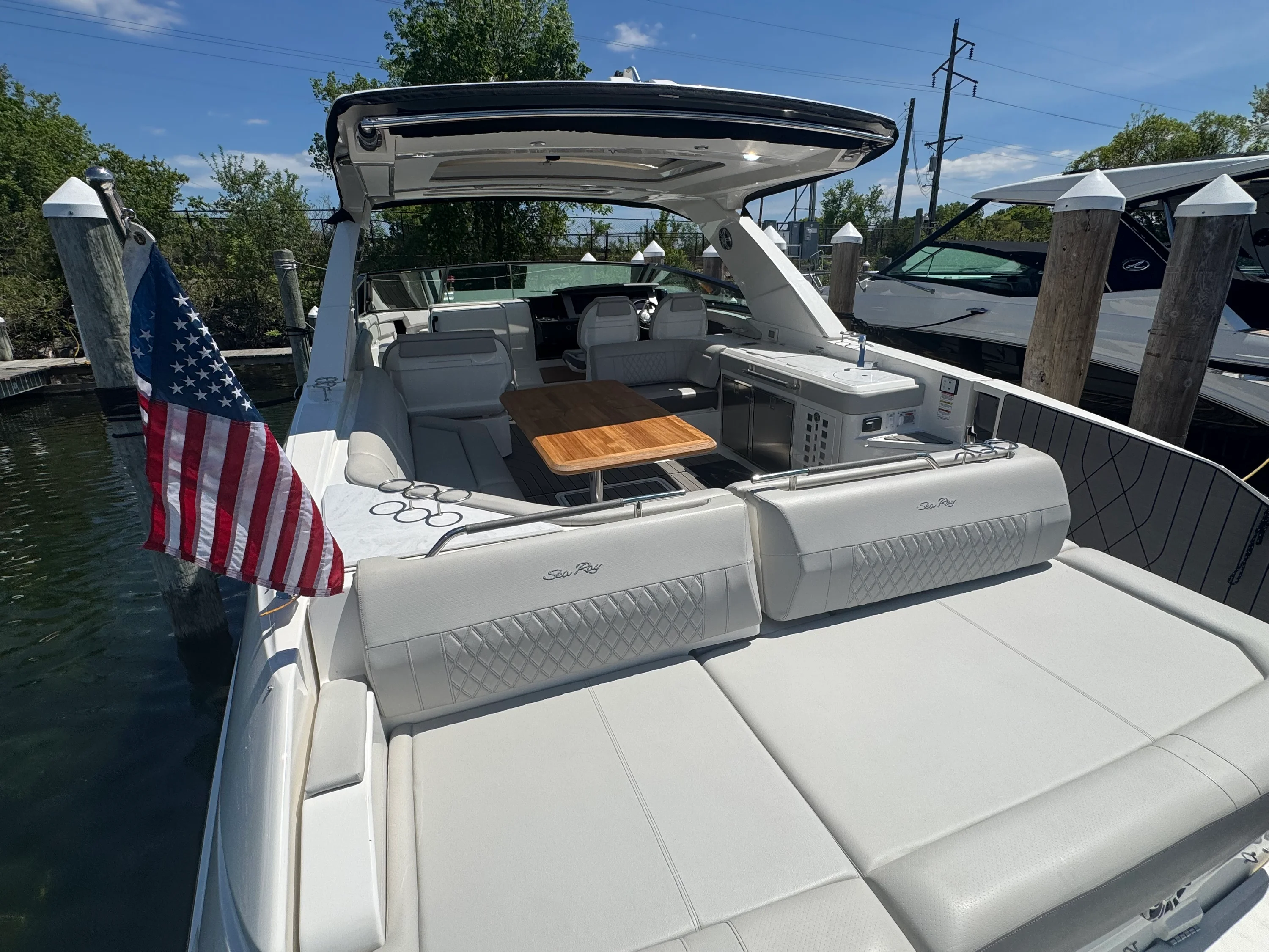 2023 Sea Ray 400 SLX Image Thumbnail #34