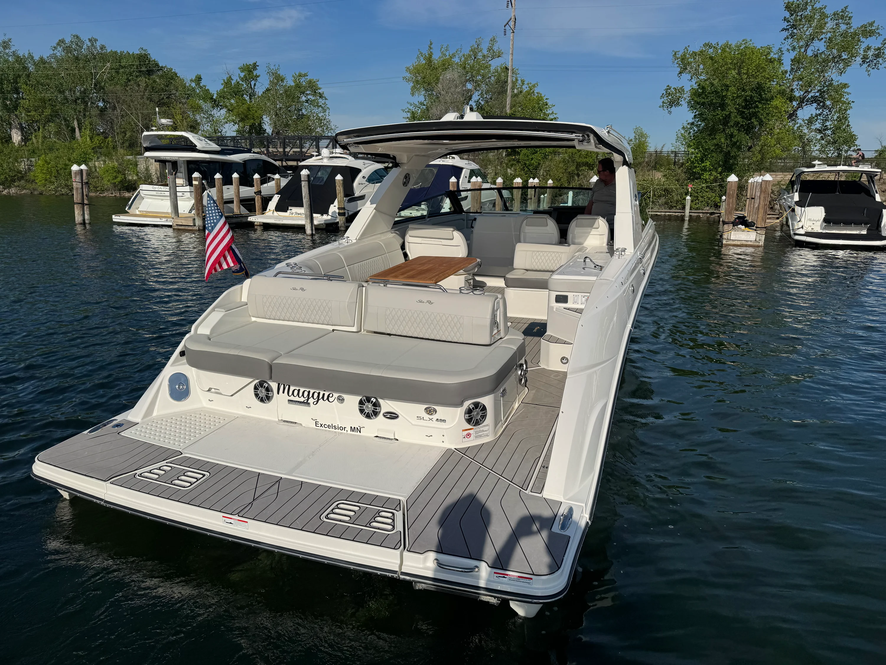 2023 Sea Ray 400 SLX Image Thumbnail #13