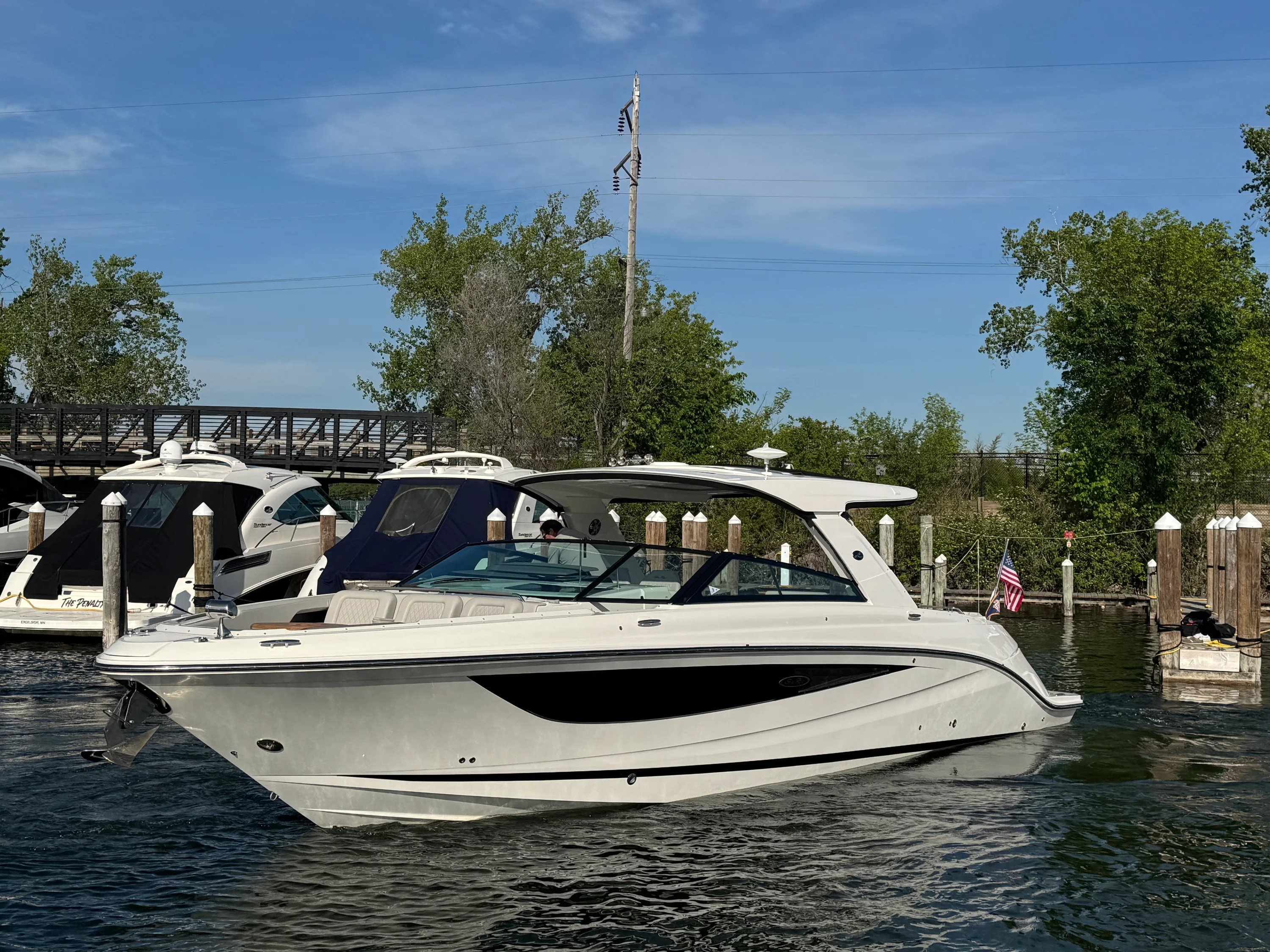 2023 Sea Ray 400 SLX Image Thumbnail #10