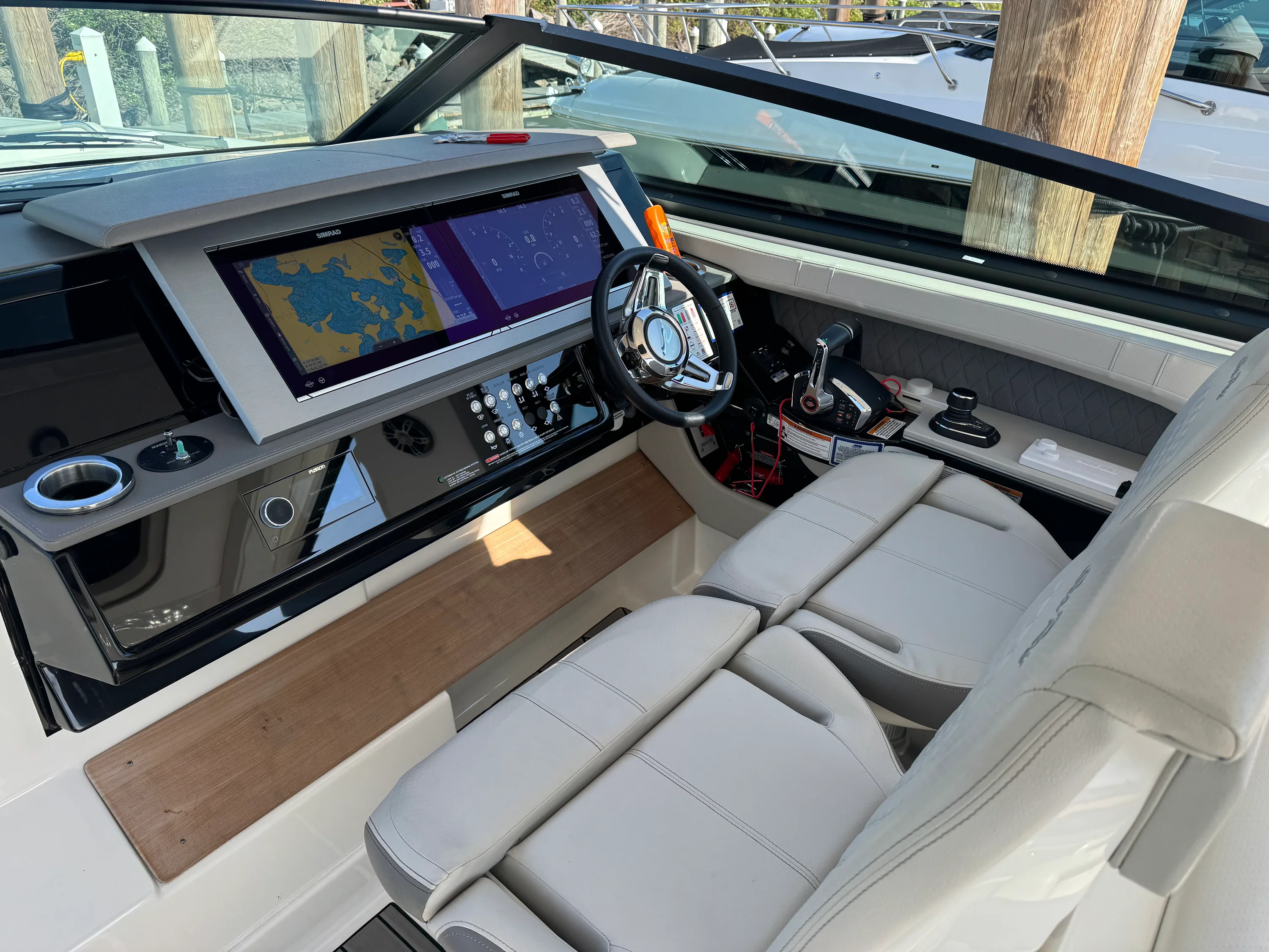 2023 Sea Ray 400 SLX Image Thumbnail #23