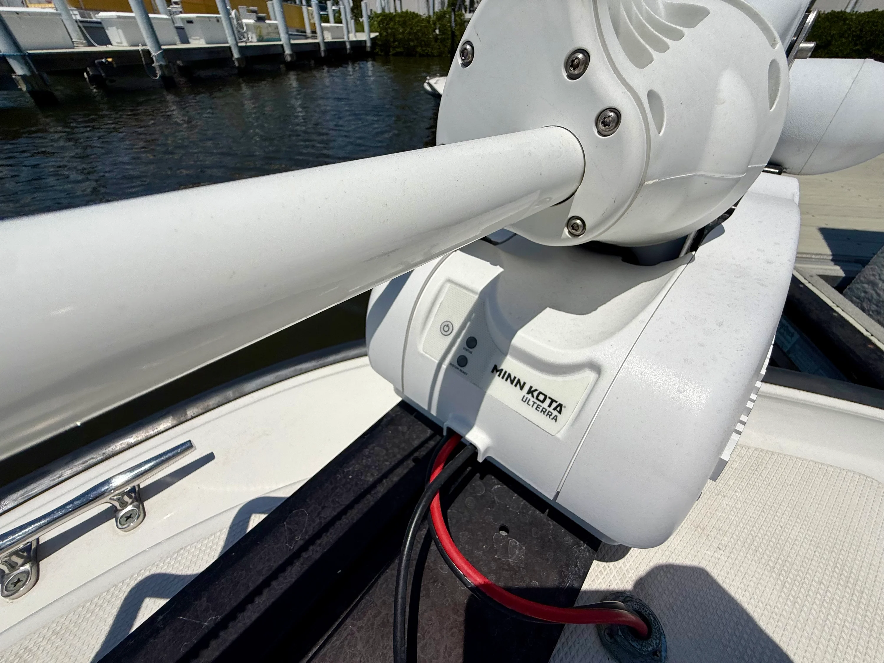 2015 Boston Whaler 240 DAUNTLESS Image Thumbnail #34