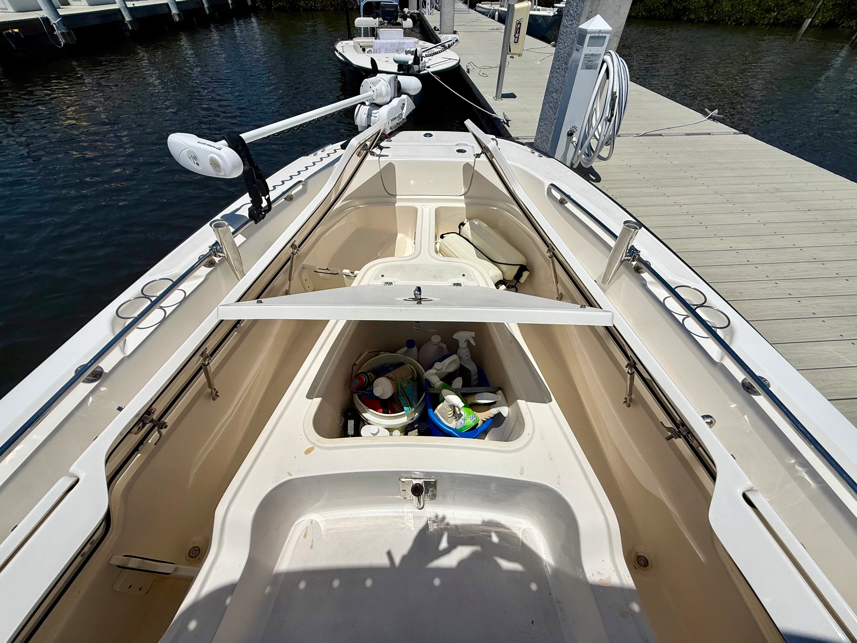 2015 Boston Whaler 240 DAUNTLESS Image Thumbnail #31