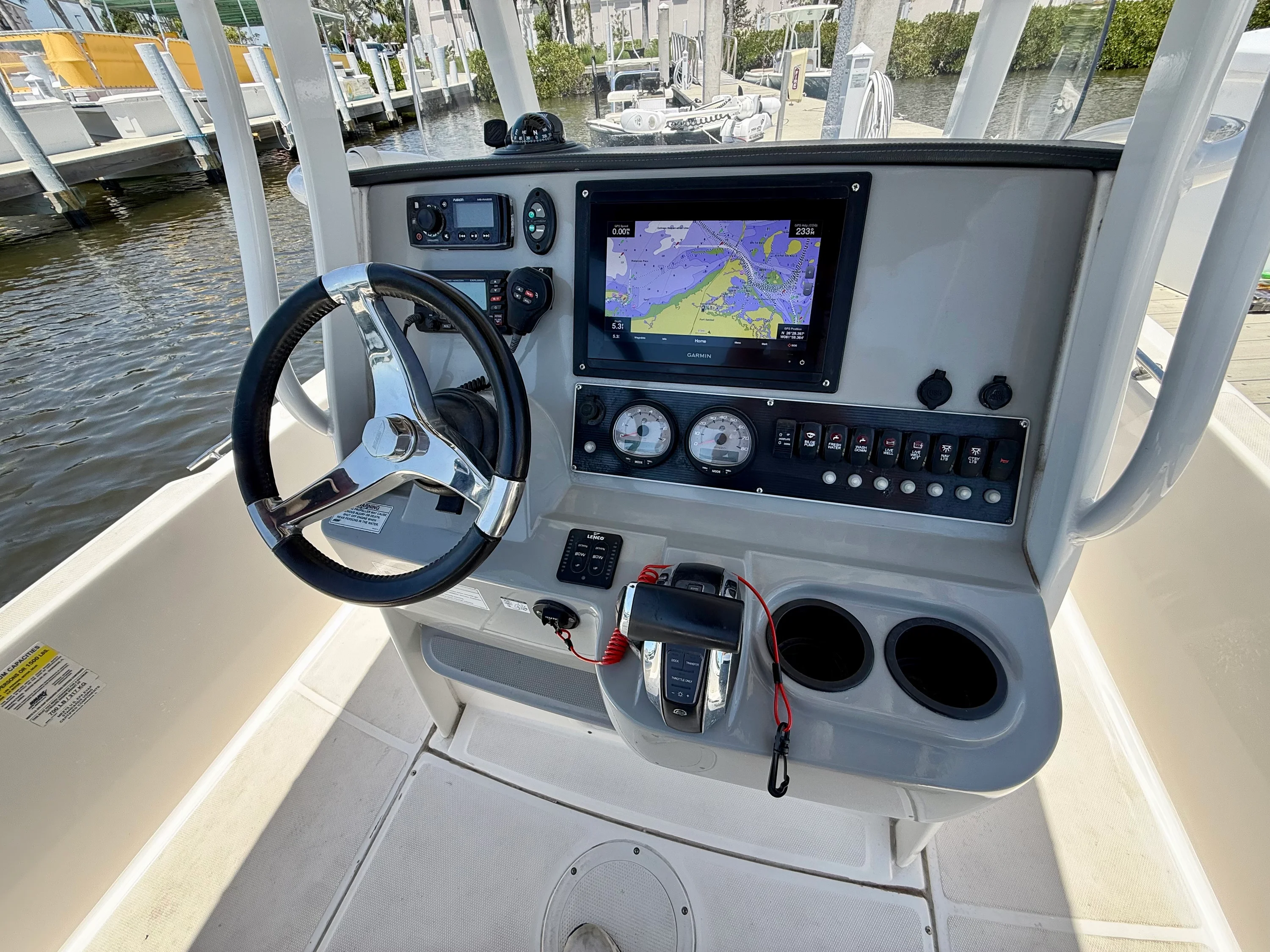 2015 Boston Whaler 240 DAUNTLESS Image Thumbnail #20