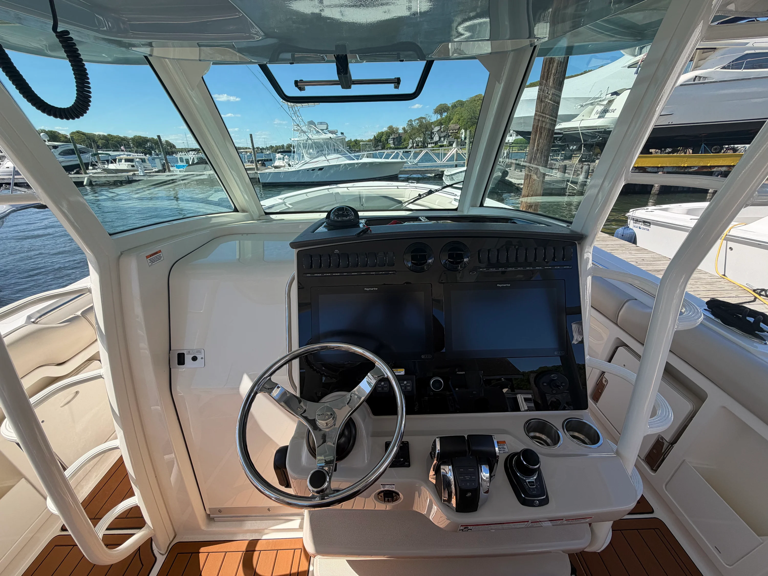 2021 Boston Whaler 380 OUTRAGE Image Thumbnail #32