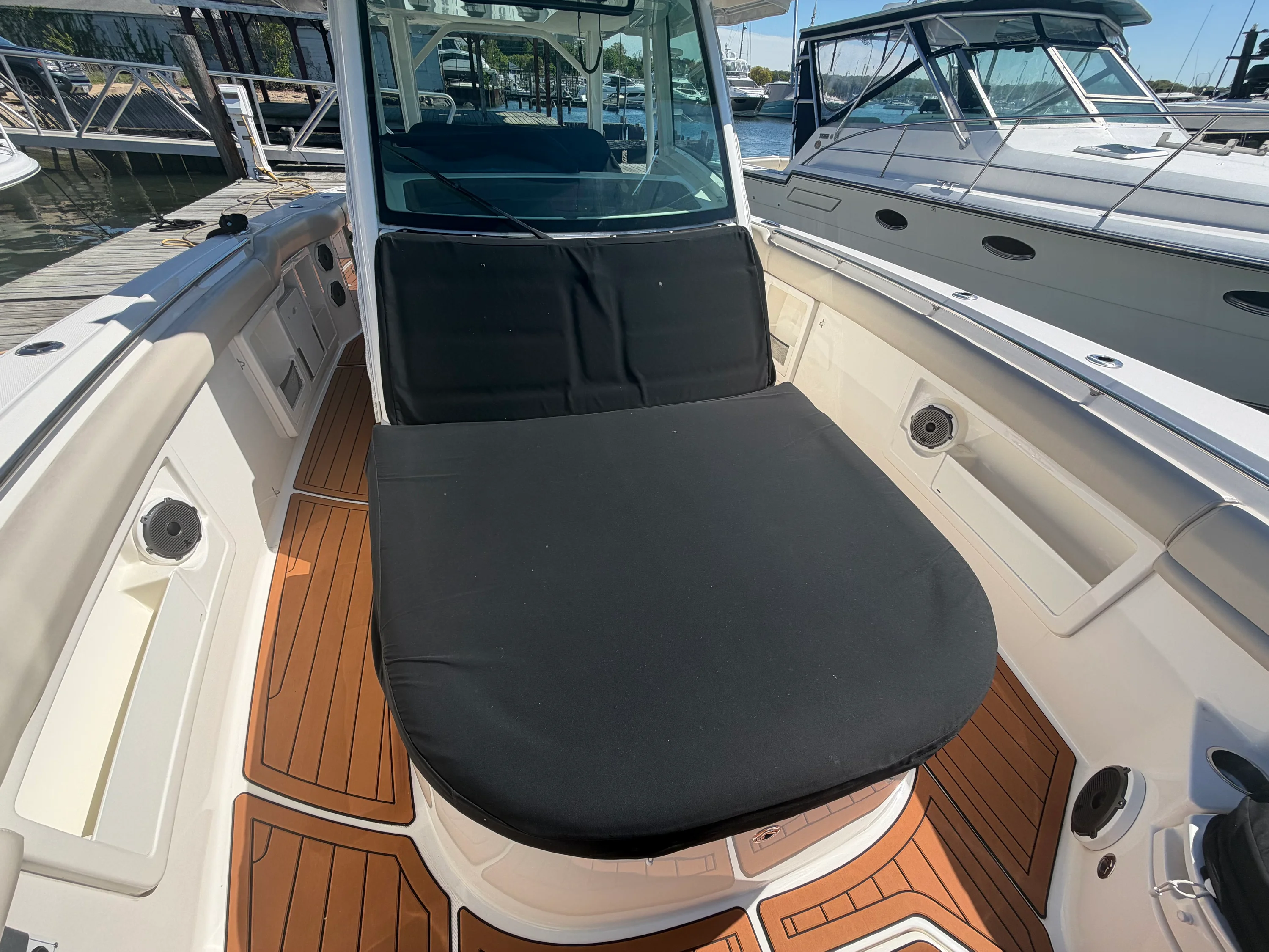 2021 Boston Whaler 380 OUTRAGE Image Thumbnail #8