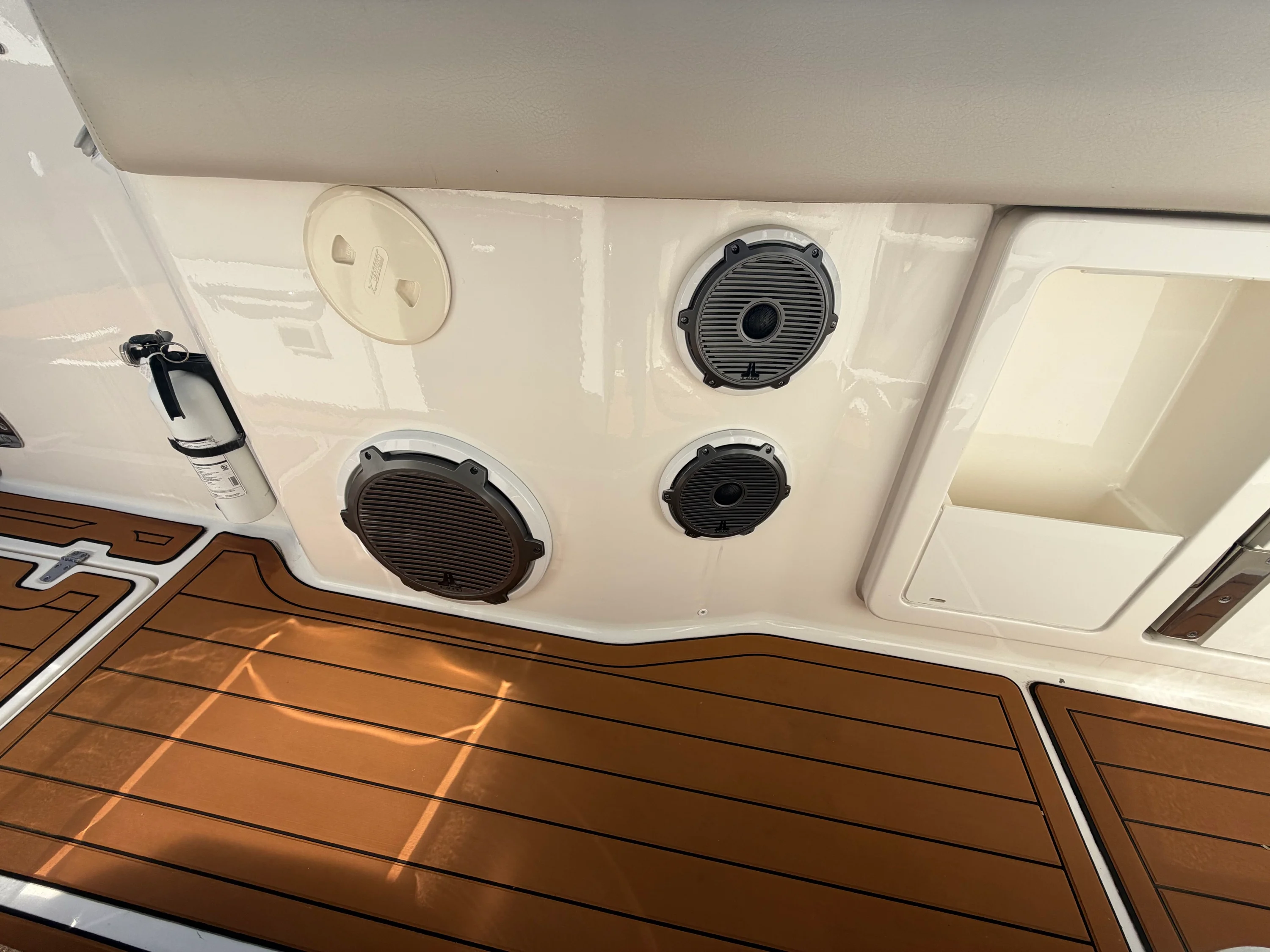 2021 Boston Whaler 380 OUTRAGE Image Thumbnail #28