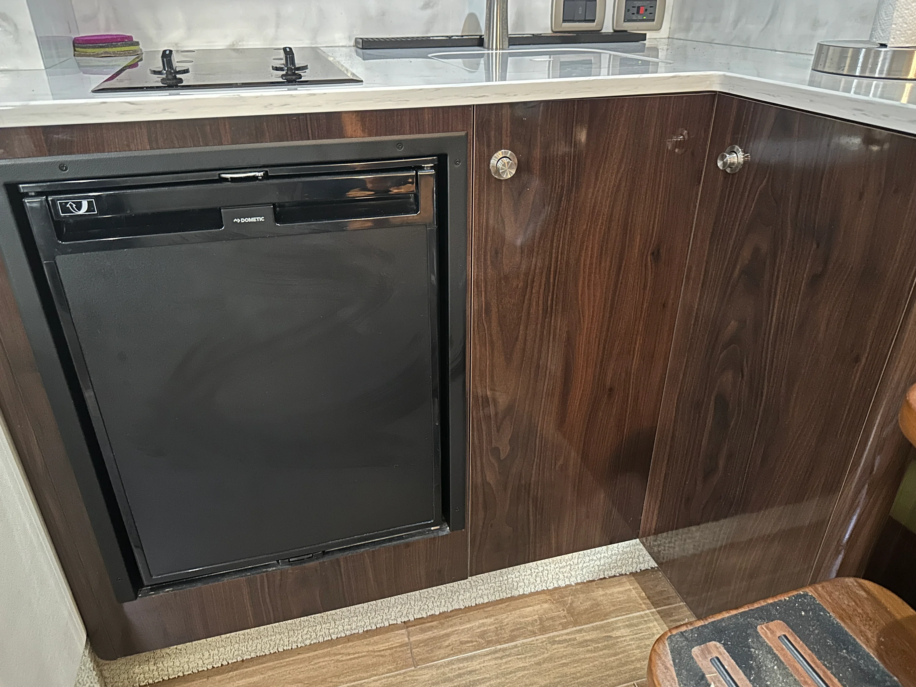 2017 Sea Ray 350 SUNDANCER Image Thumbnail #35