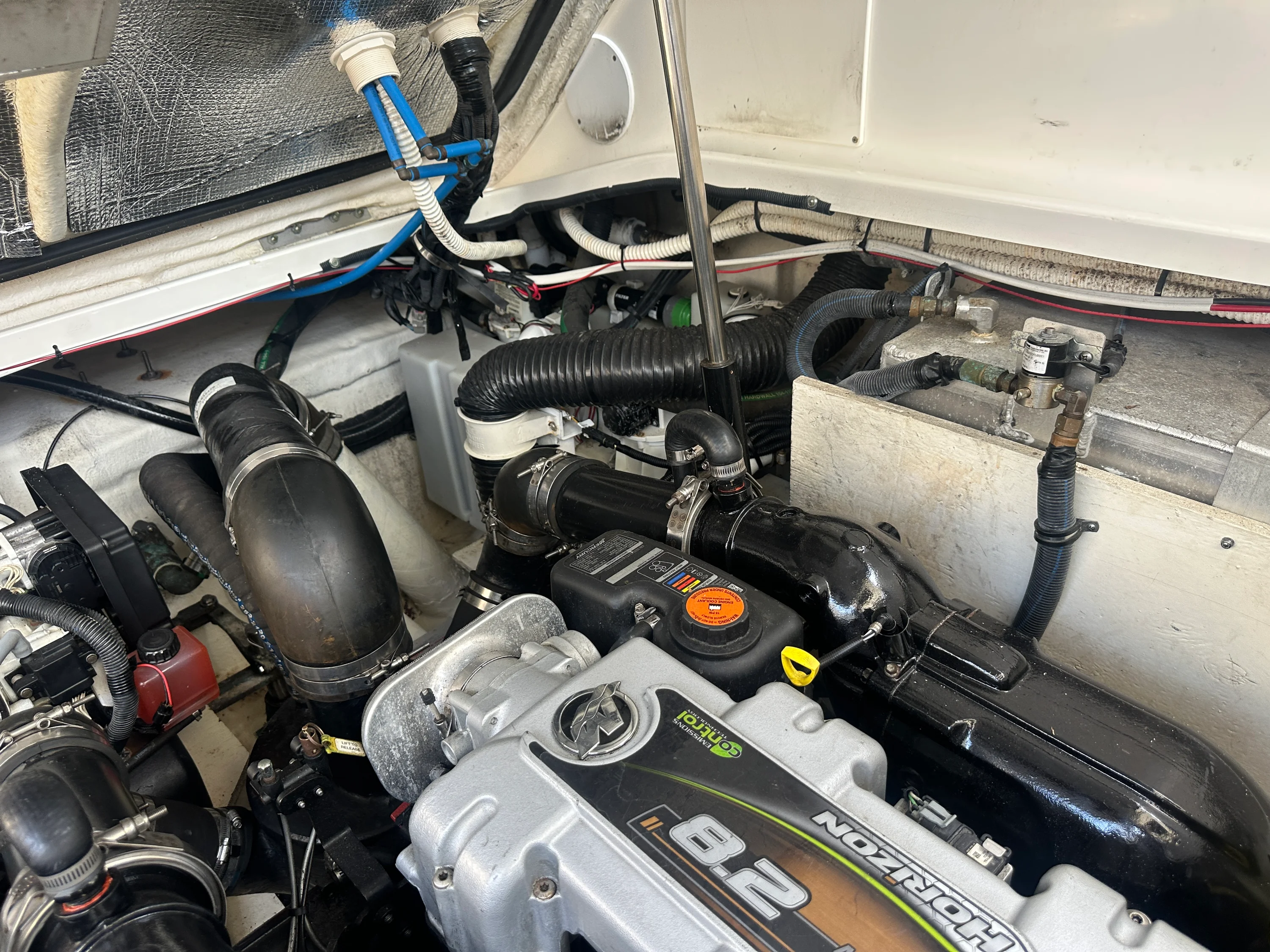 2017 Sea Ray 350 SUNDANCER Image Thumbnail #50