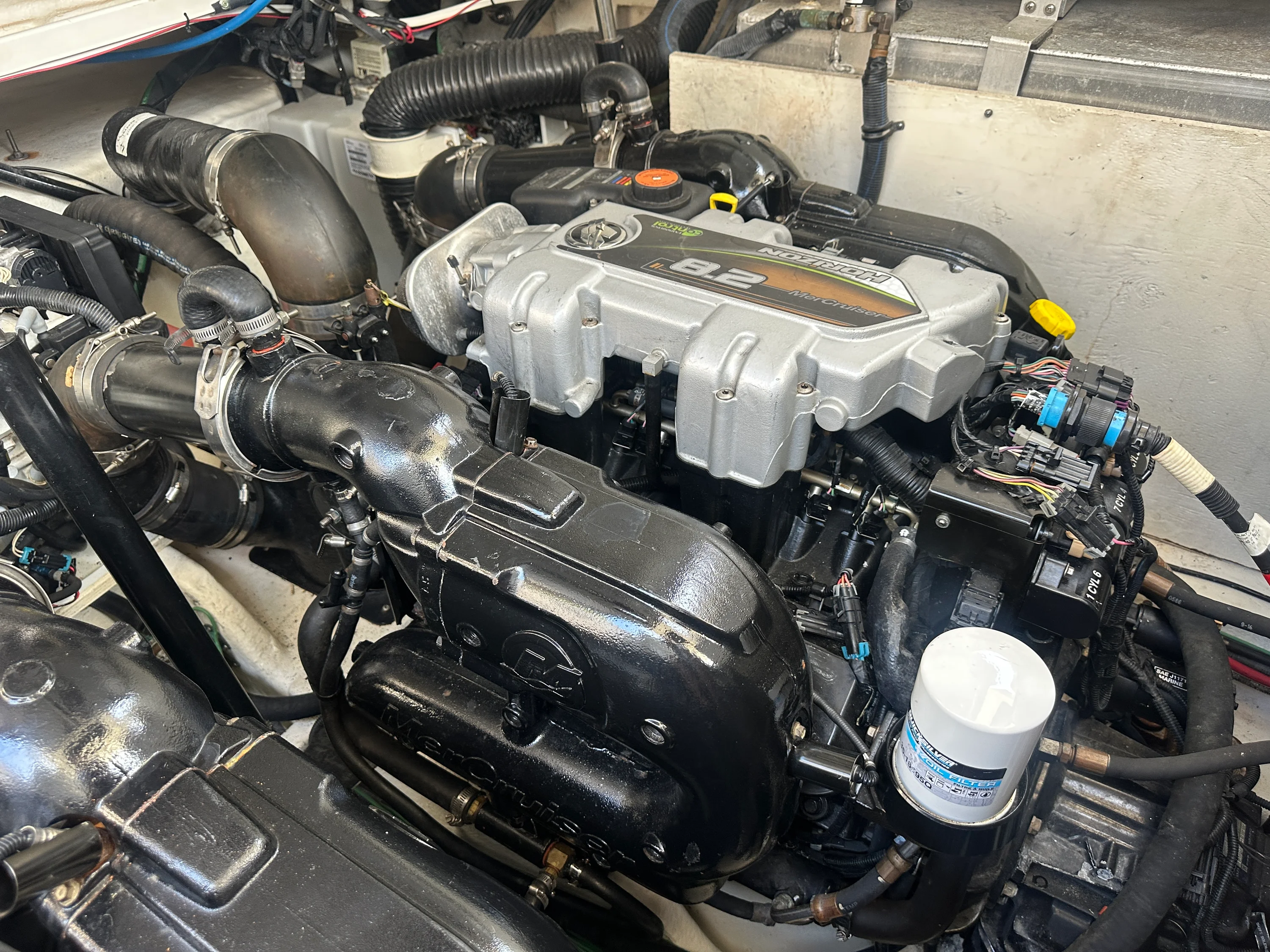 2017 Sea Ray 350 SUNDANCER Image Thumbnail #45