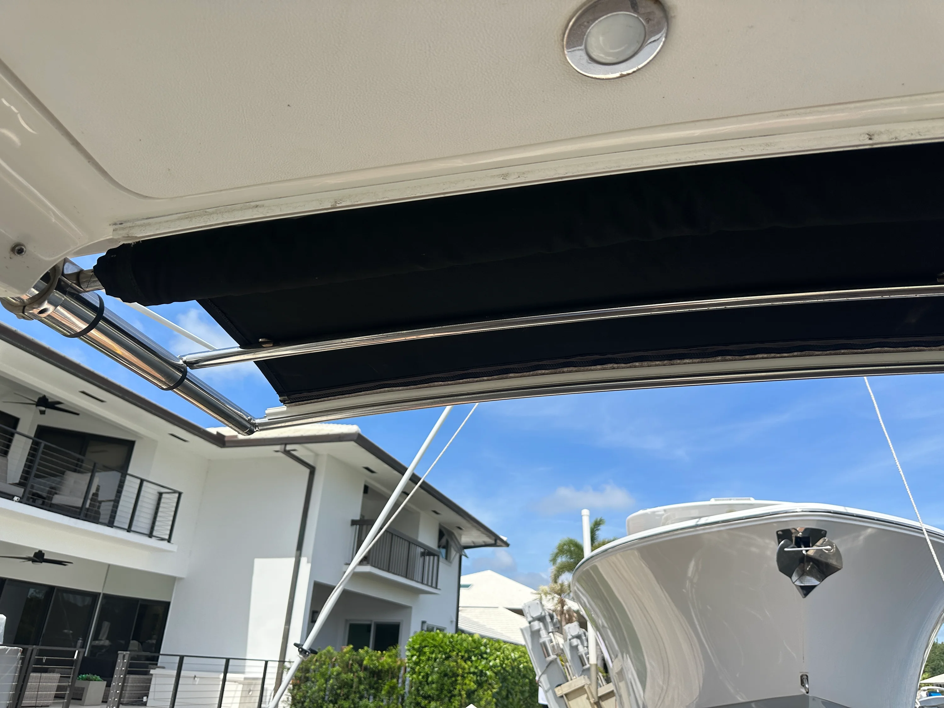 2017 Sea Ray 350 SUNDANCER Image Thumbnail #29