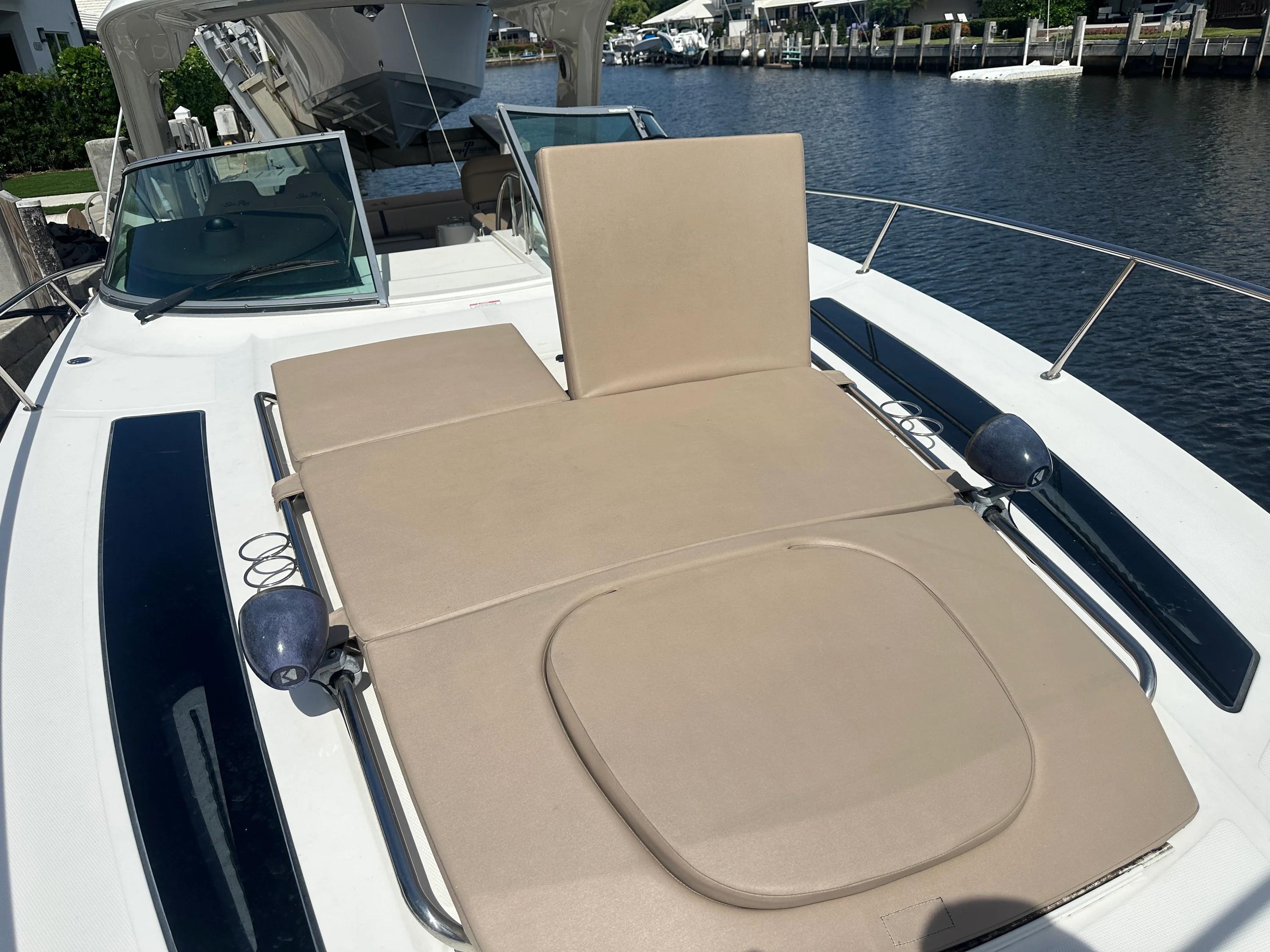 2017 Sea Ray 350 SUNDANCER Image Thumbnail #19