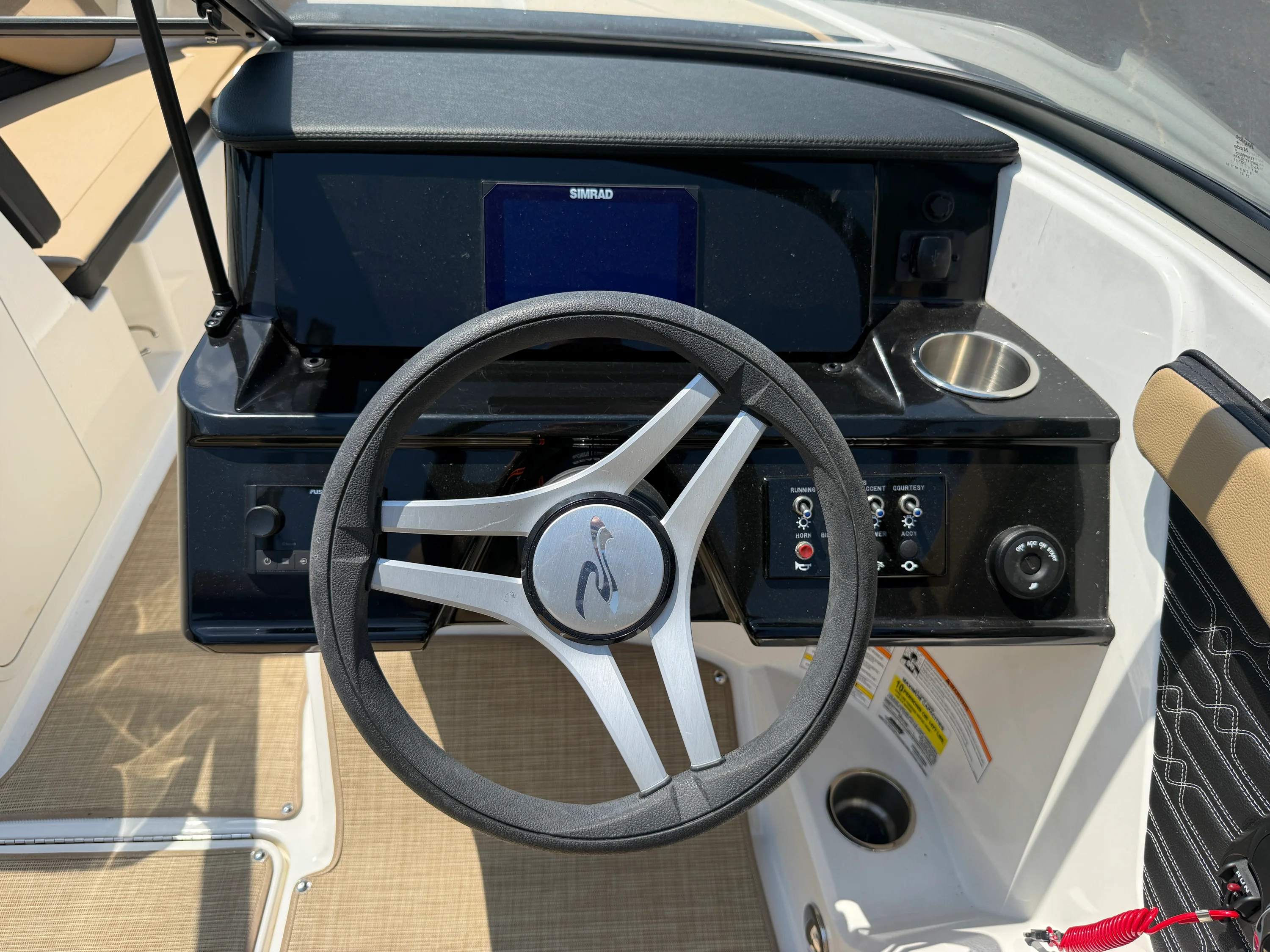 2025 Sea Ray 190 SPX OB Image Thumbnail #19