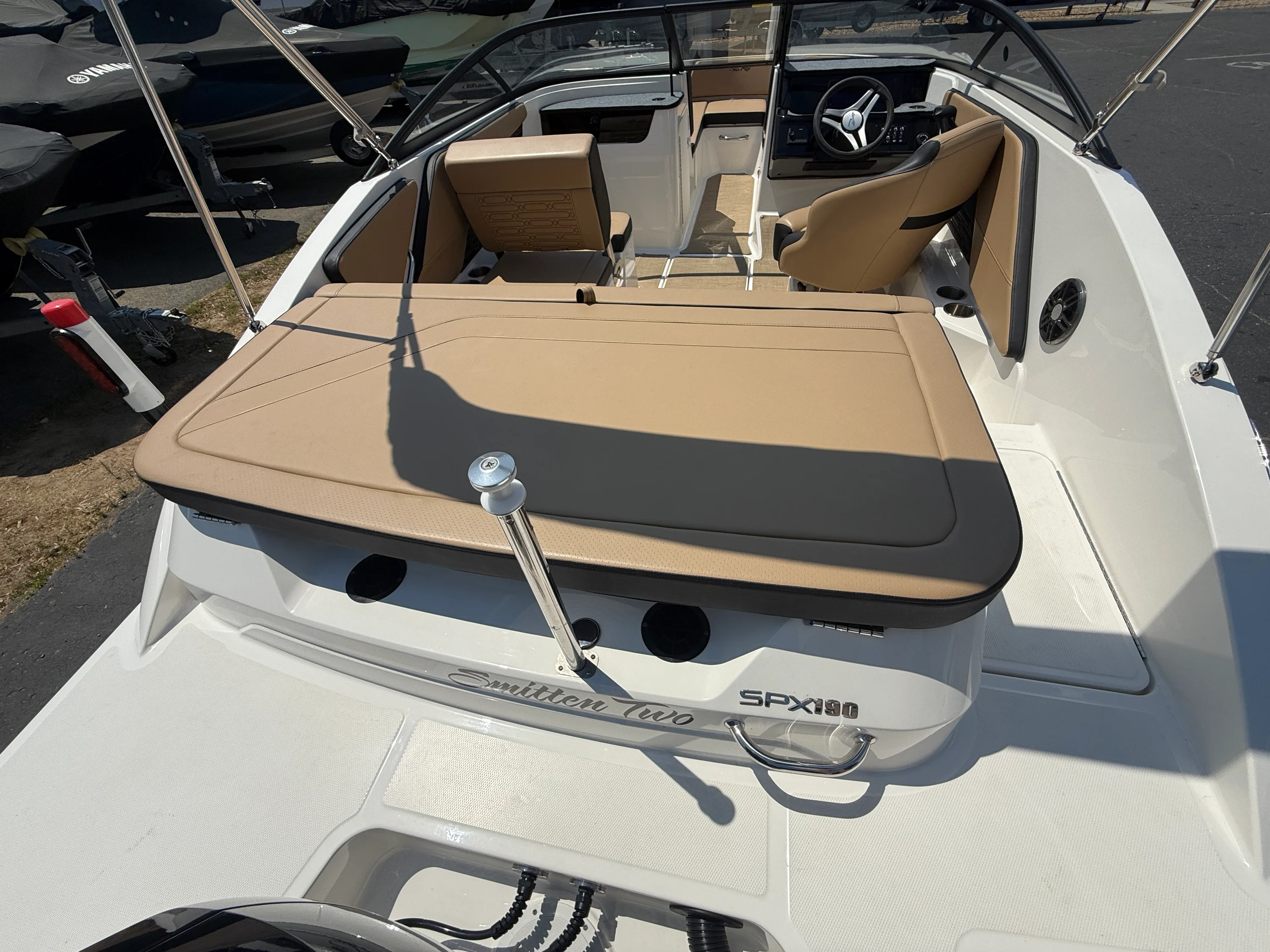 2025 Sea Ray 190 SPX OB Image Thumbnail #14