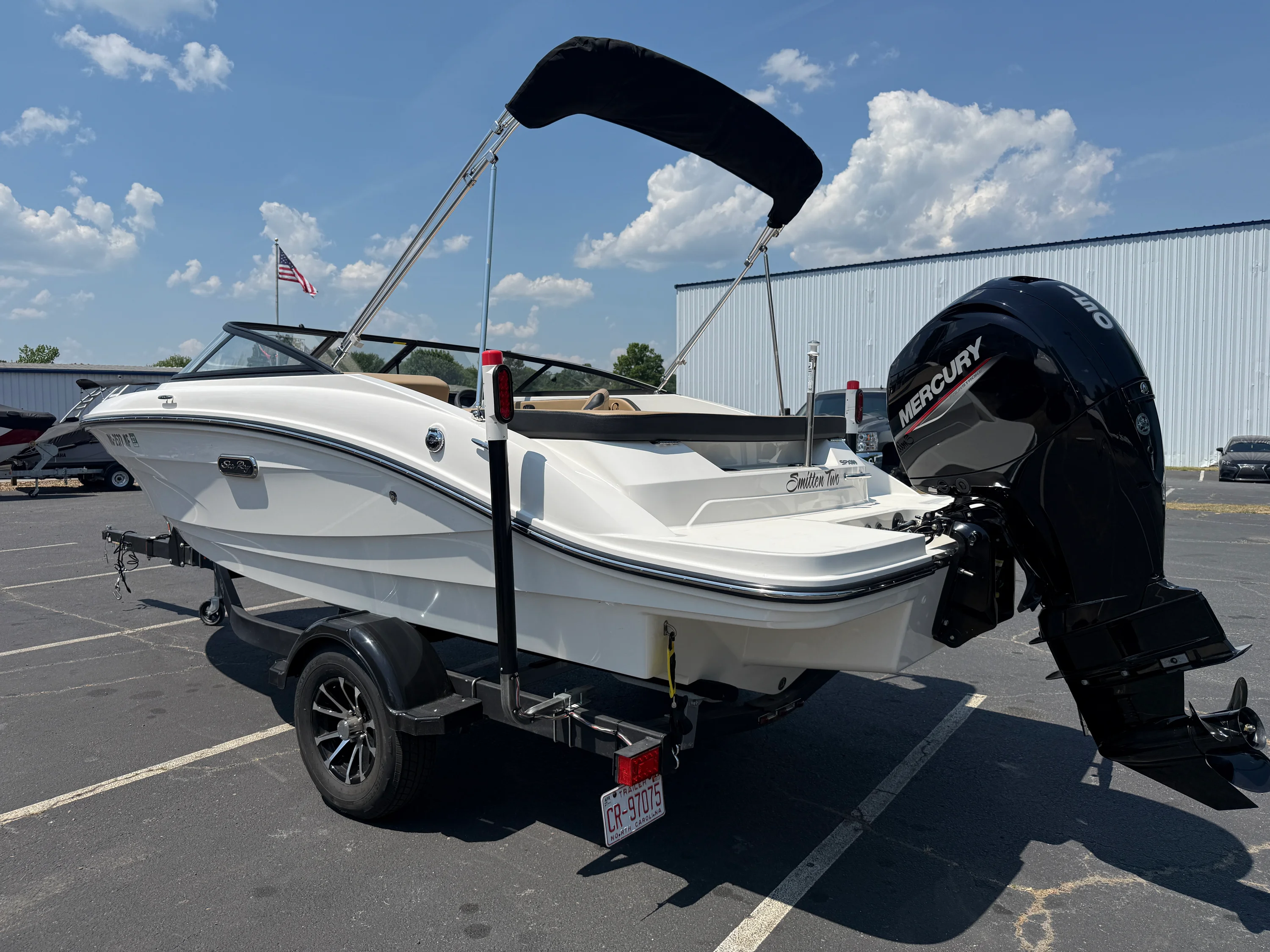 2025 Sea Ray 190 SPX OB Image Thumbnail #6