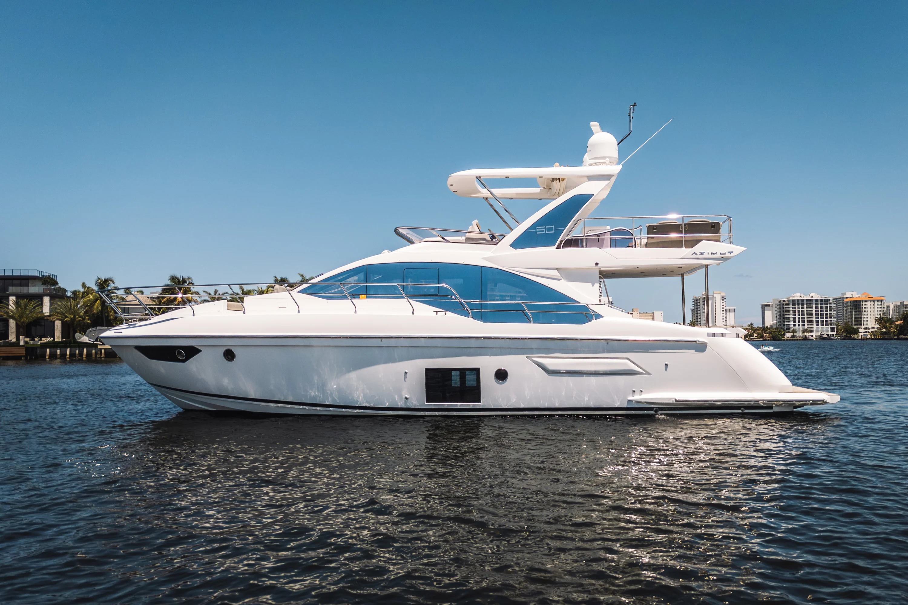 2021 Azimut 50 FLY Image Thumbnail #2